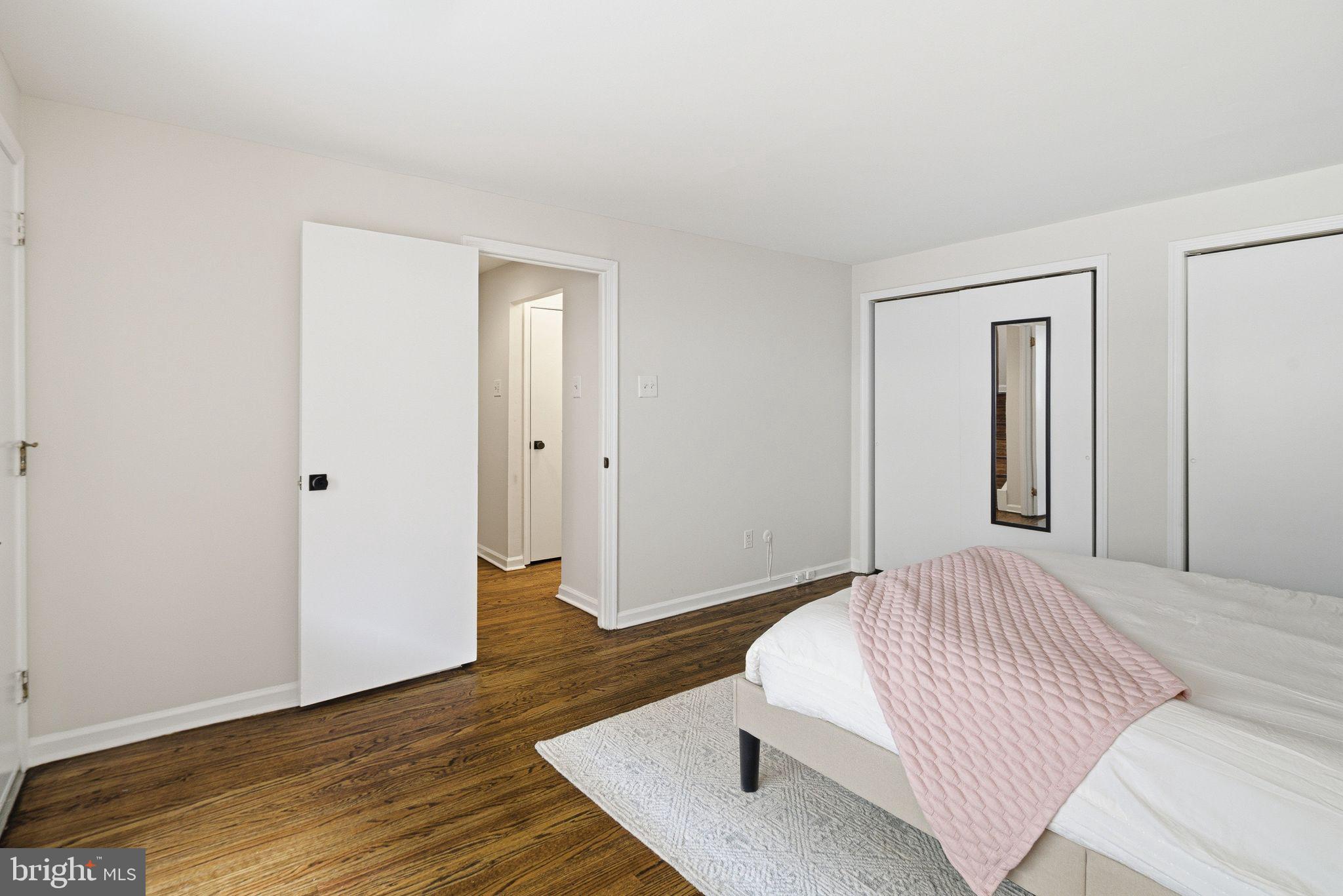 WASHINGTON SQ WEST - Residential