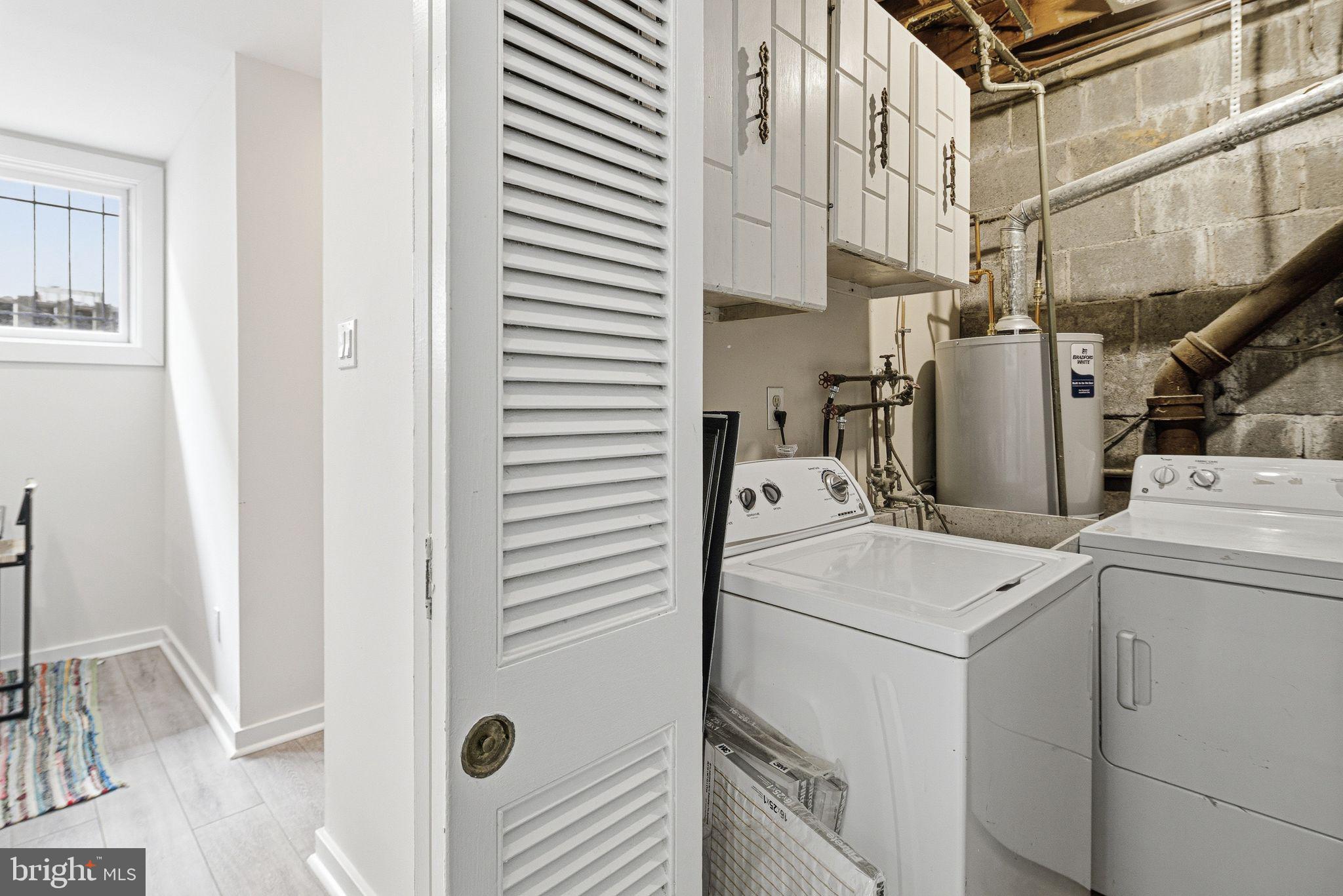 WASHINGTON SQ WEST - Residential