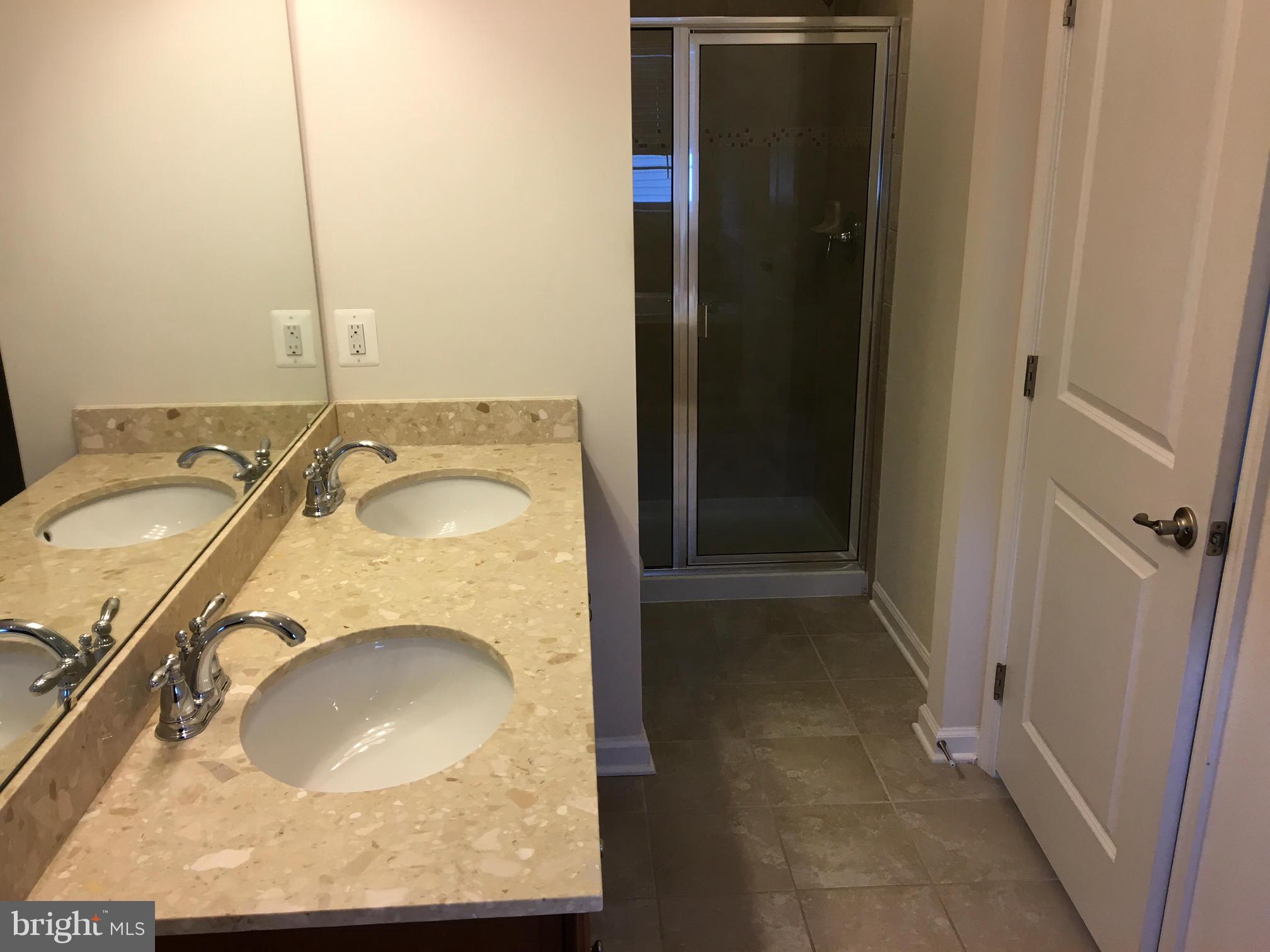 ARCOLA - Residential