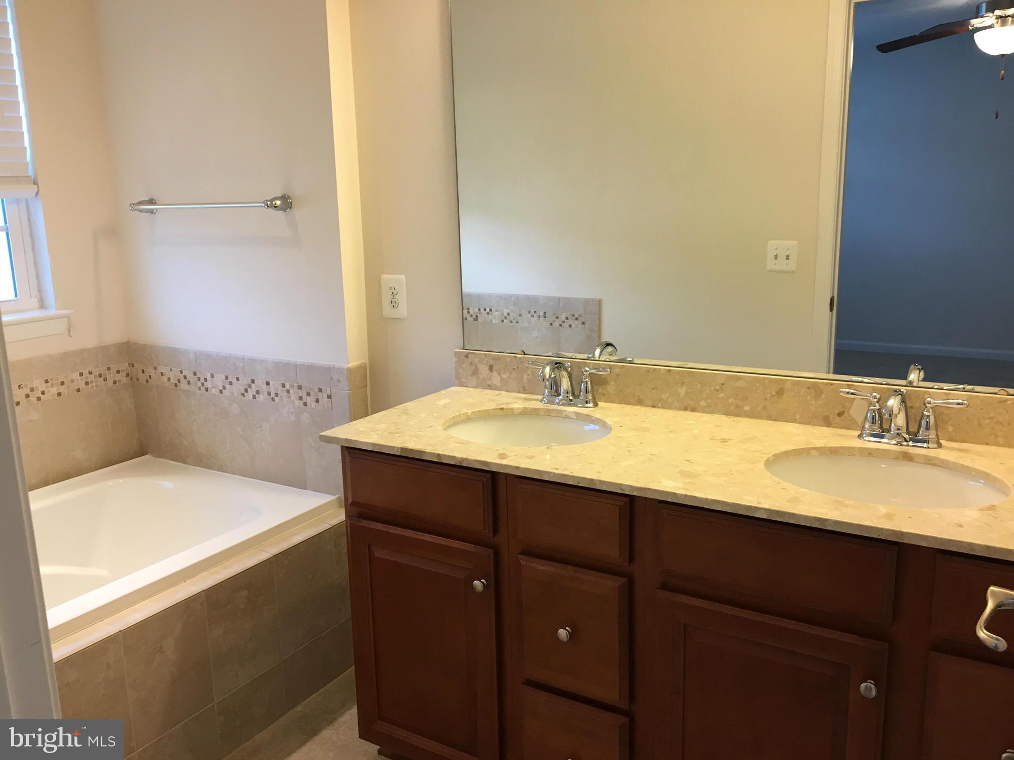 ARCOLA - Residential