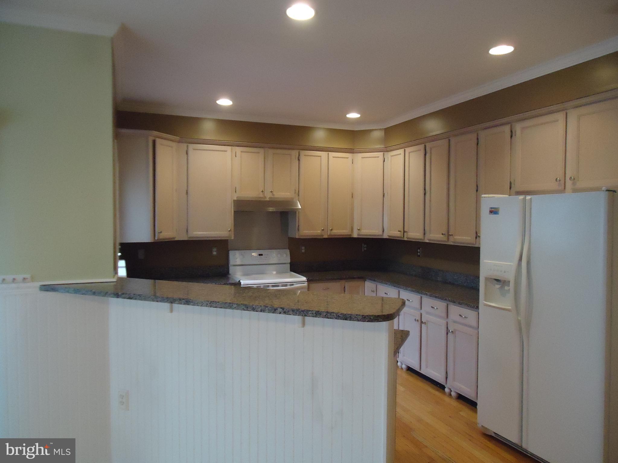 POTOMAC HUNT - Residential