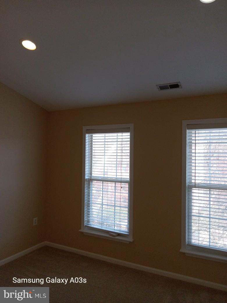 POTOMAC HUNT - Residential