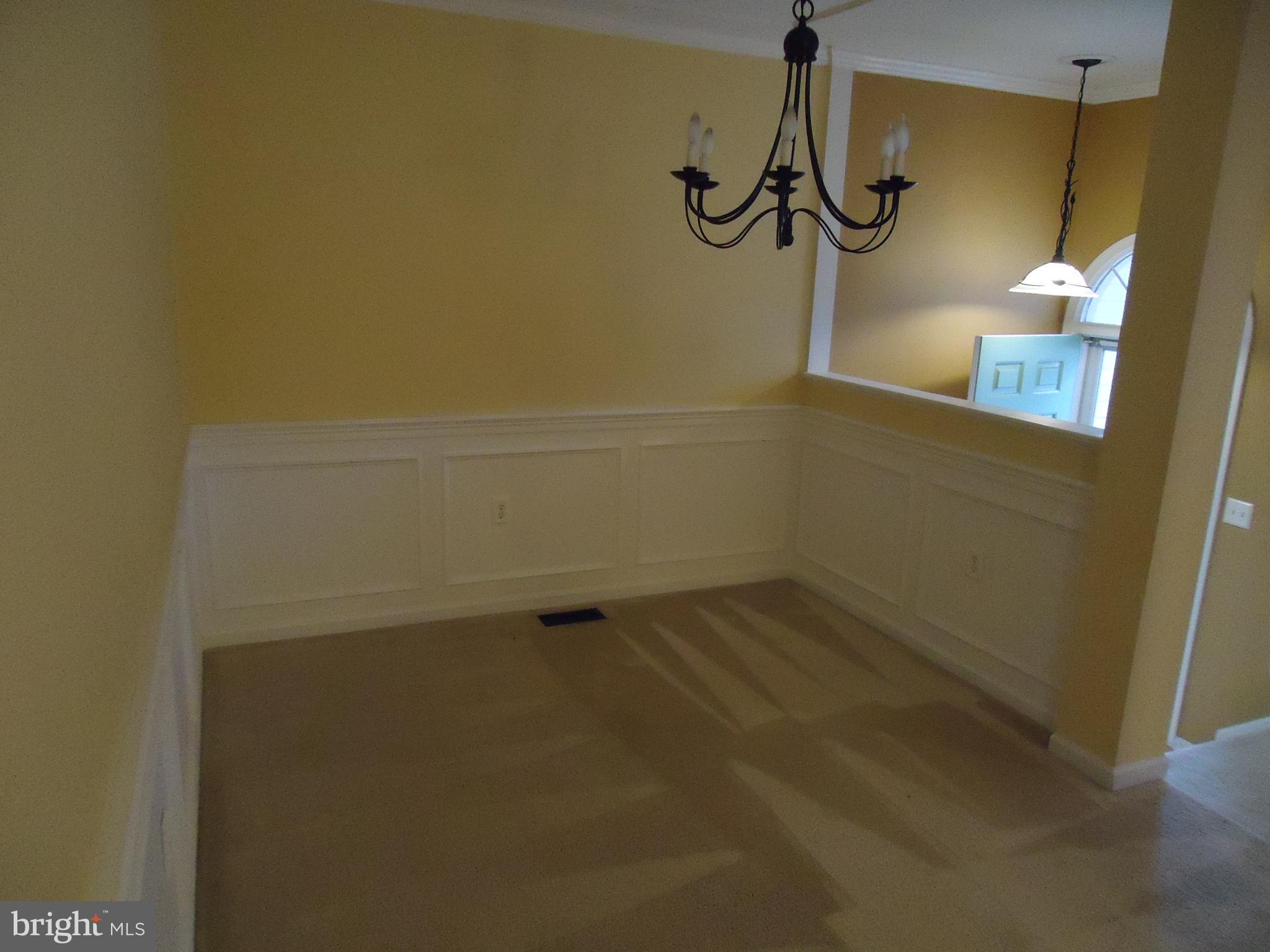 POTOMAC HUNT - Residential