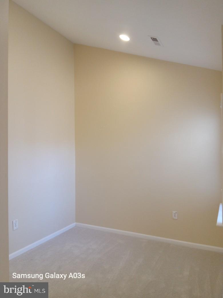 POTOMAC HUNT - Residential