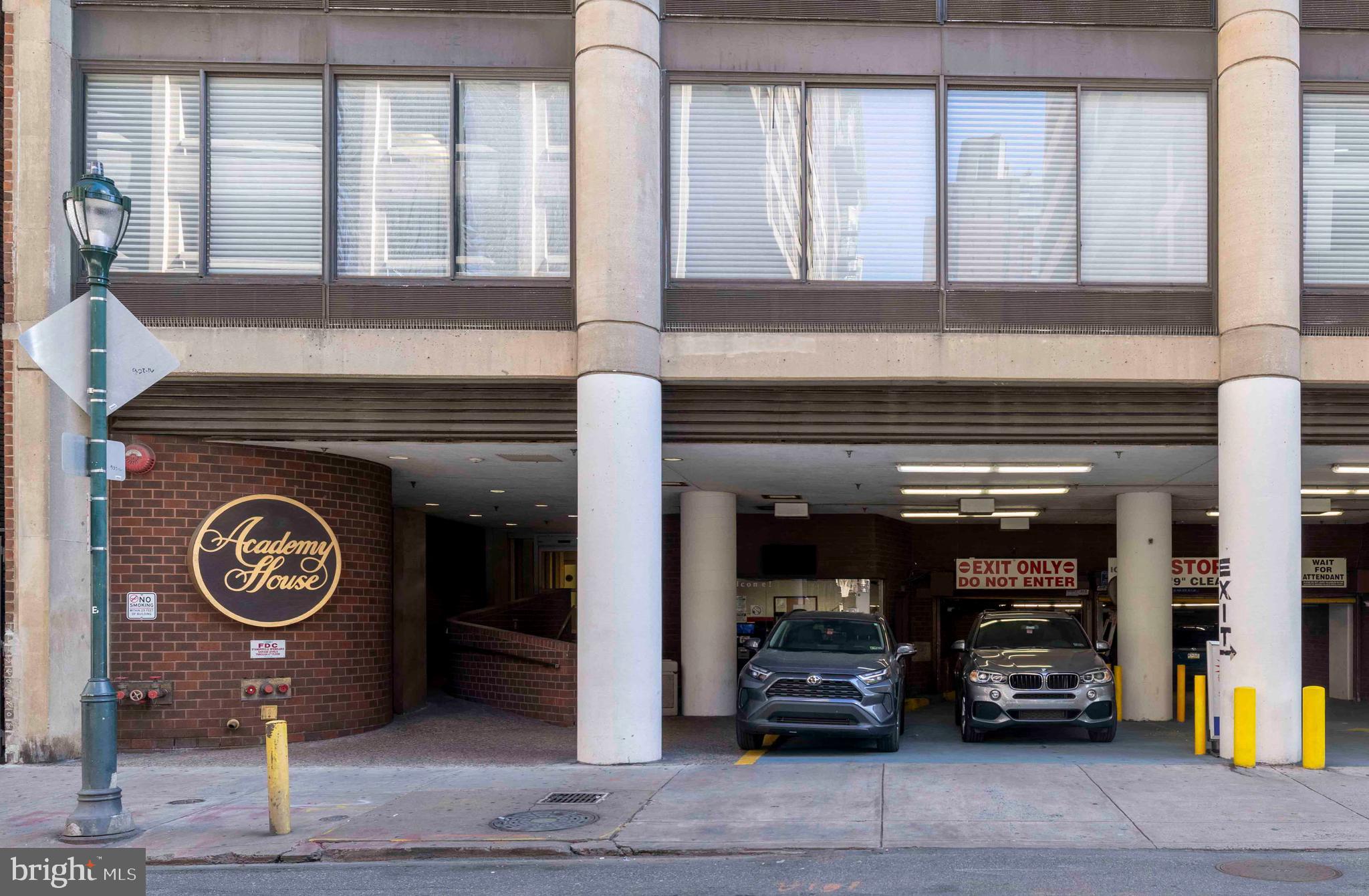 CENTER CITY - Residential