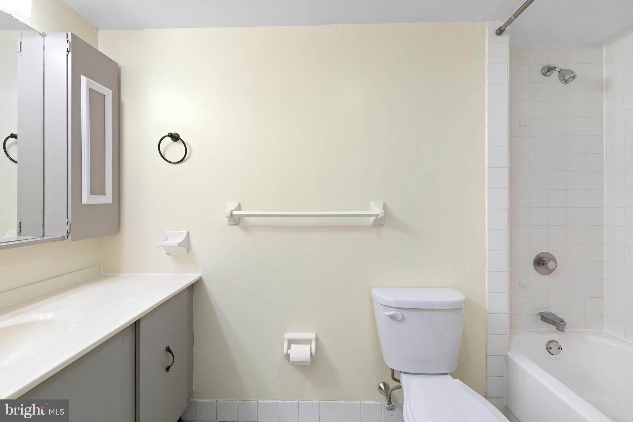 CENTER CITY - Residential