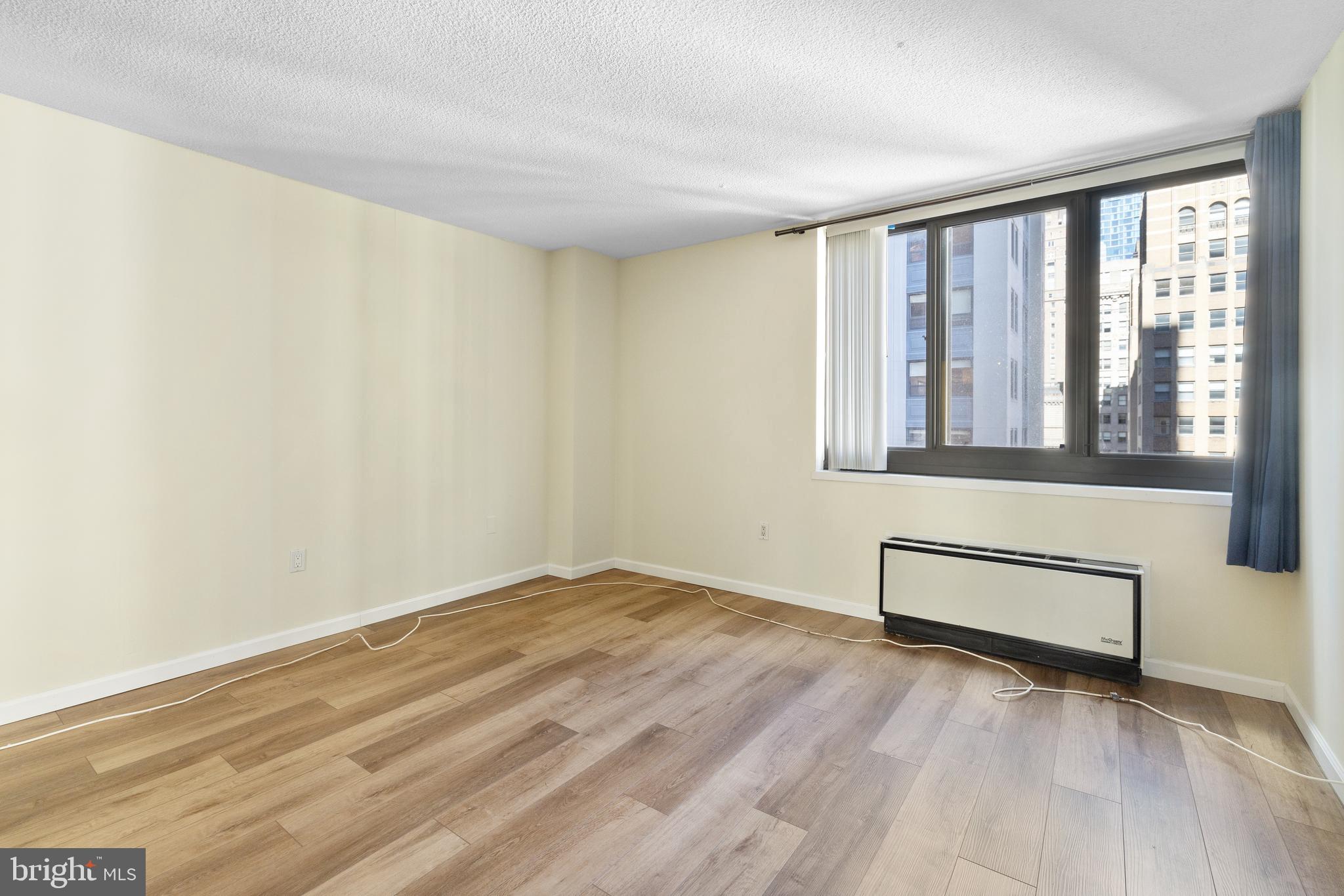 CENTER CITY - Residential