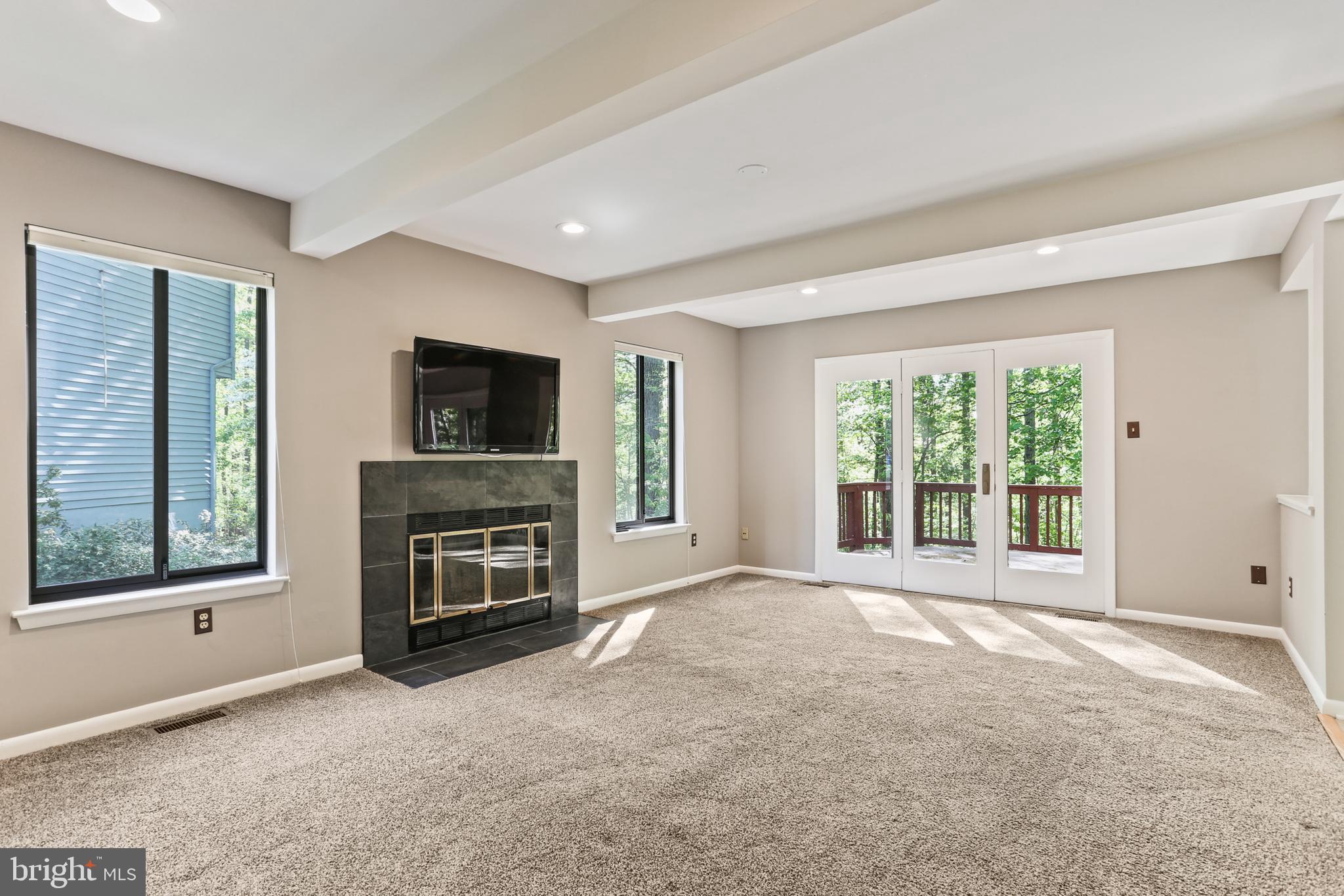 VILLAGE OF HICKORY RIDGE - Residential