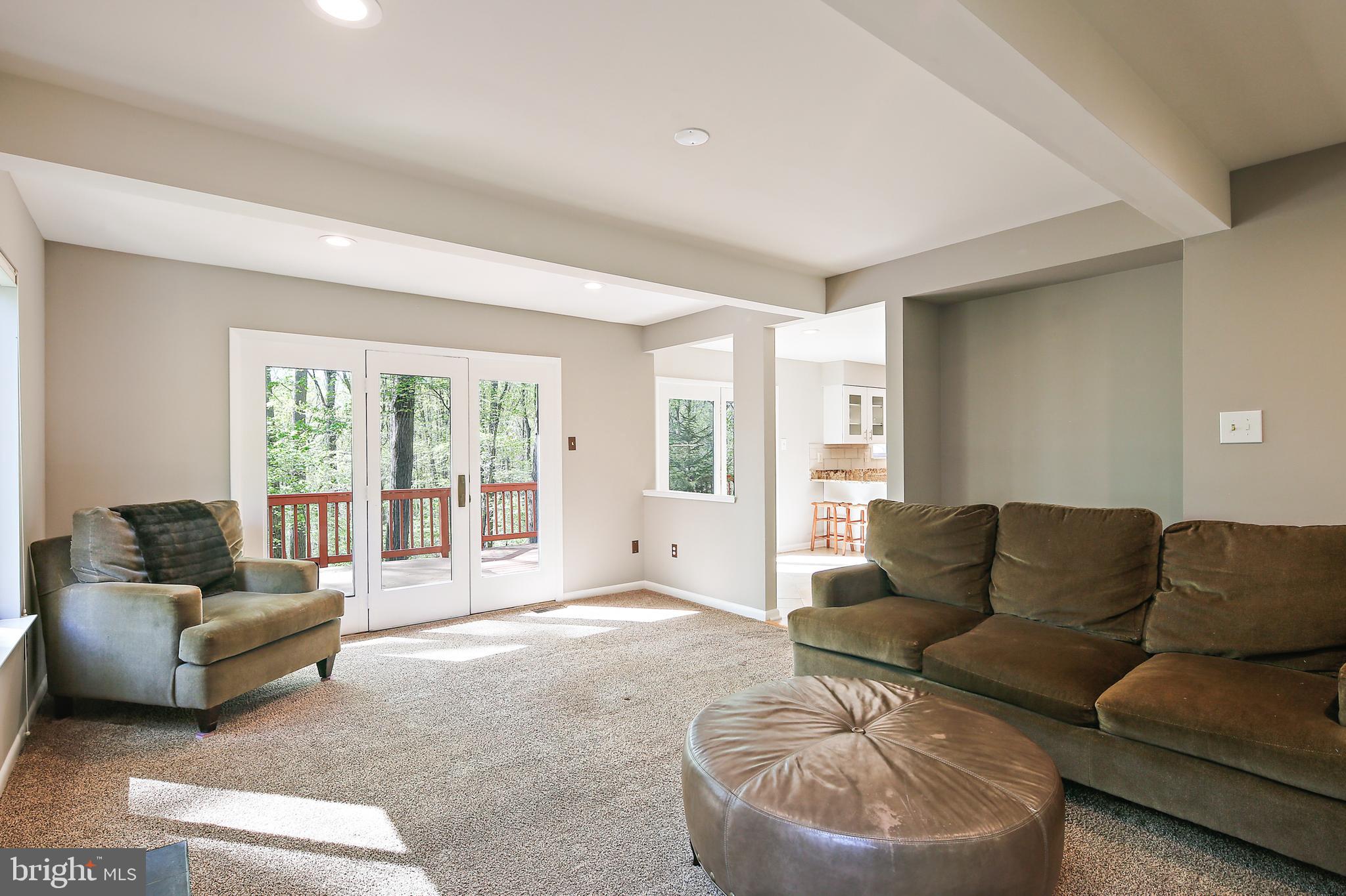 VILLAGE OF HICKORY RIDGE - Residential