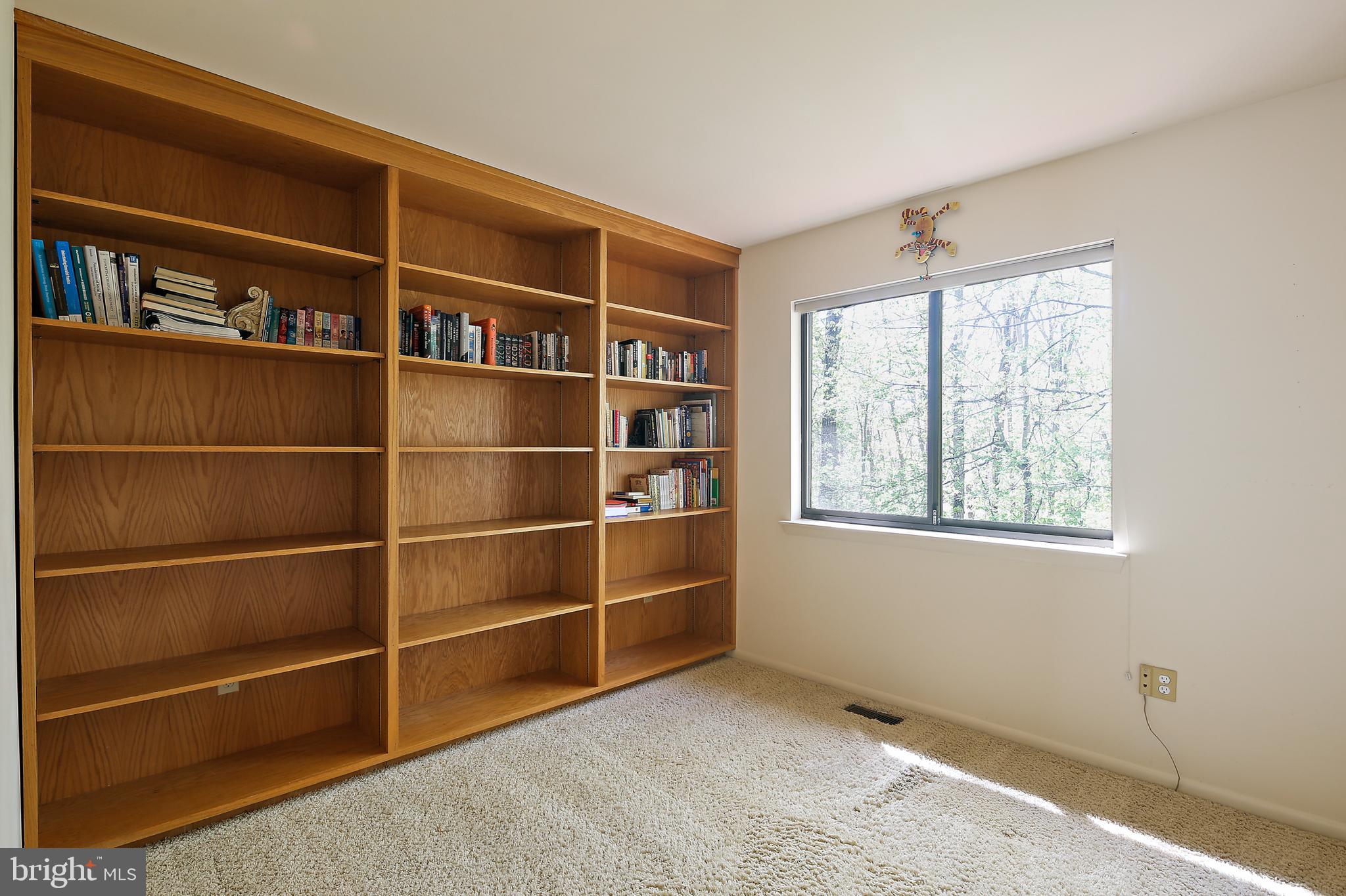 VILLAGE OF HICKORY RIDGE - Residential