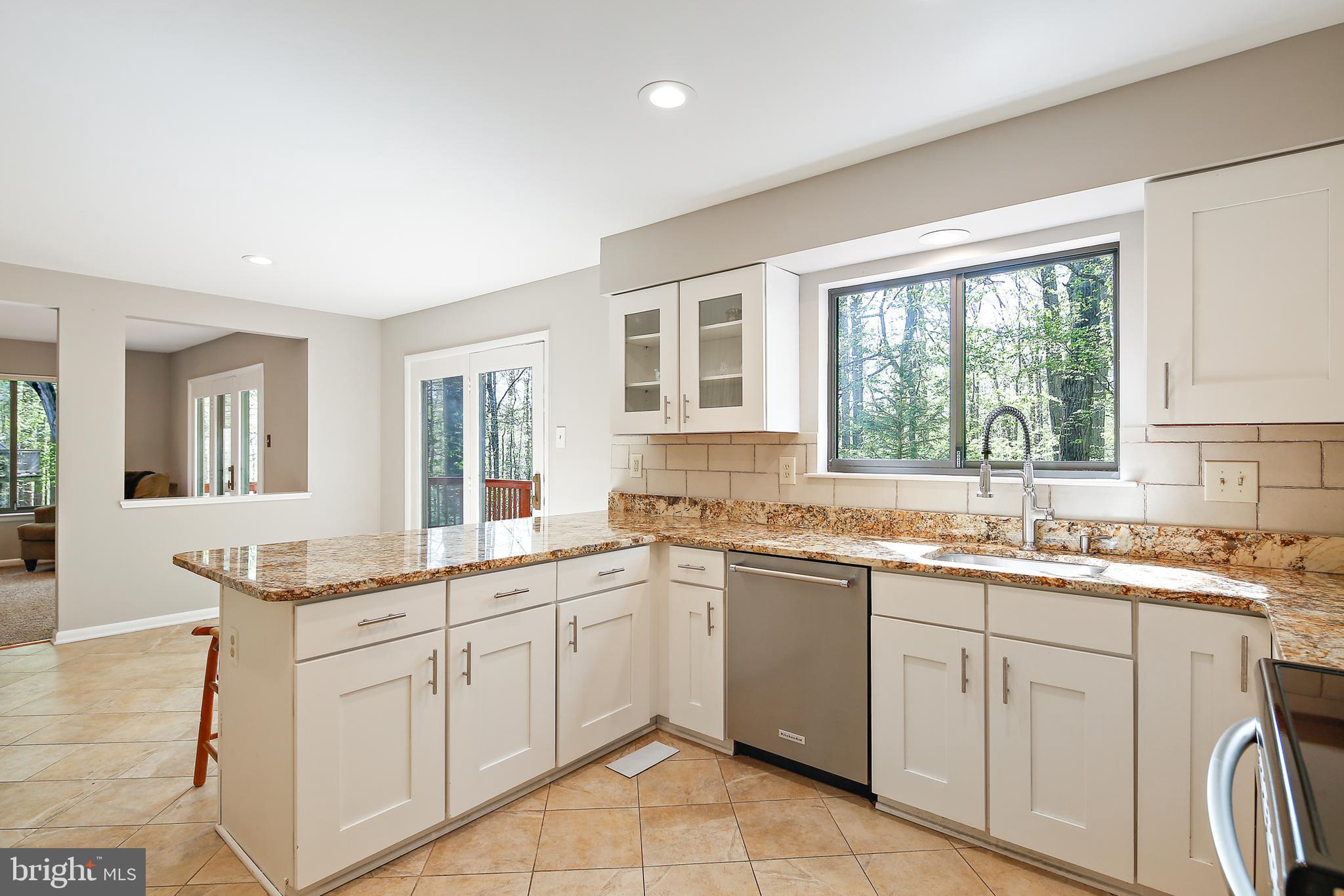 VILLAGE OF HICKORY RIDGE - Residential