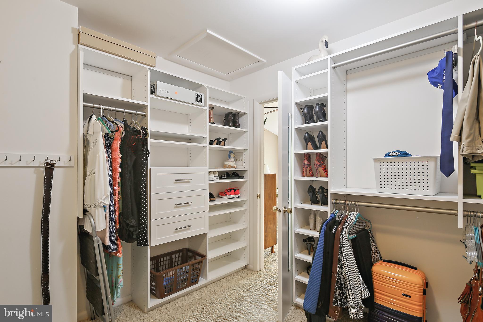 VILLAGE OF HICKORY RIDGE - Residential