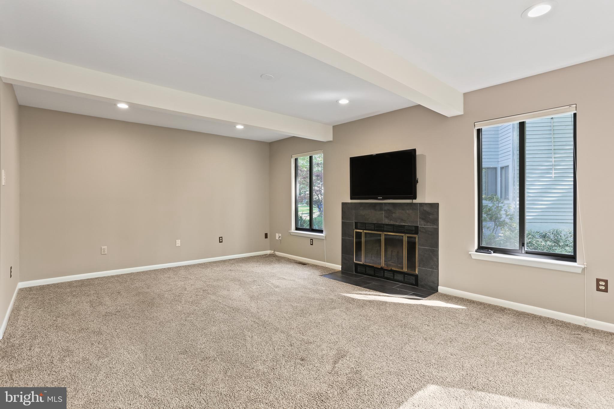 VILLAGE OF HICKORY RIDGE - Residential