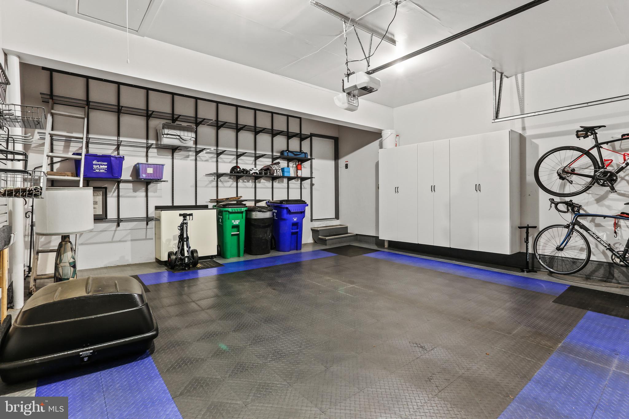 VILLAGE OF HICKORY RIDGE - Residential