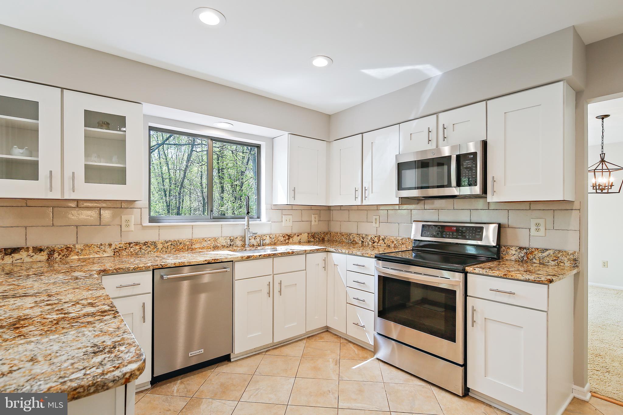 VILLAGE OF HICKORY RIDGE - Residential