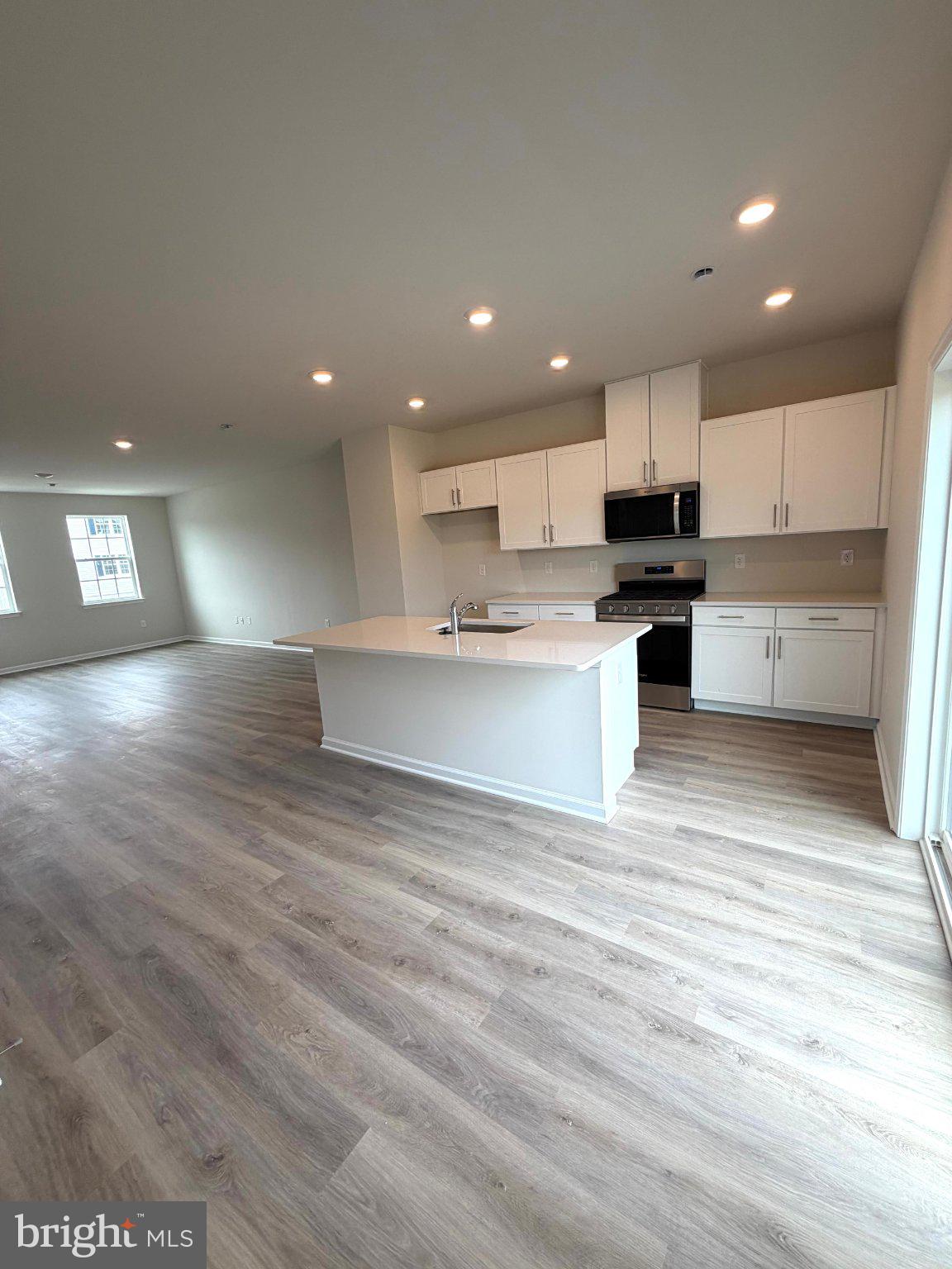 128 ESSEX DRIVE