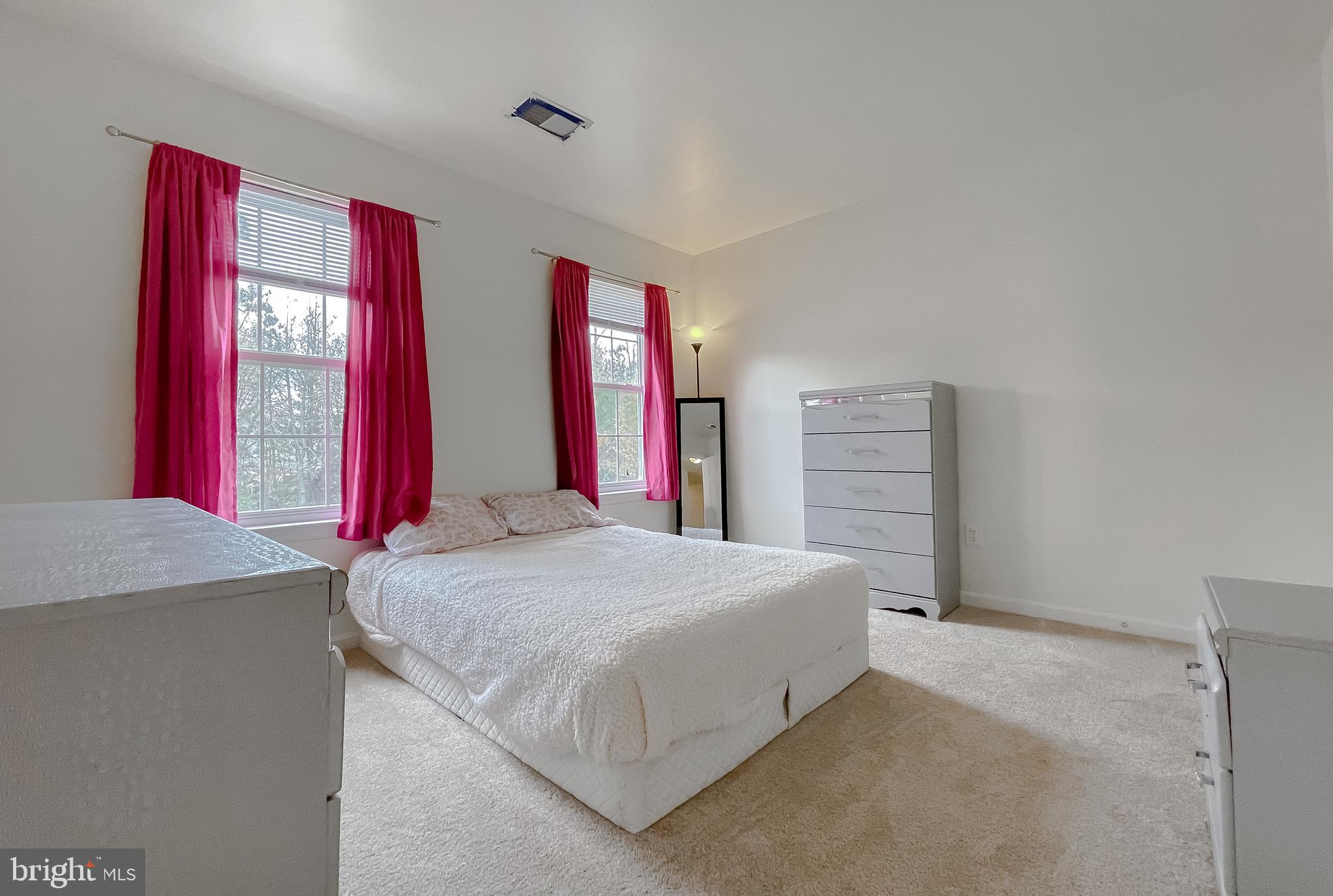 GREENBRIER - Residential