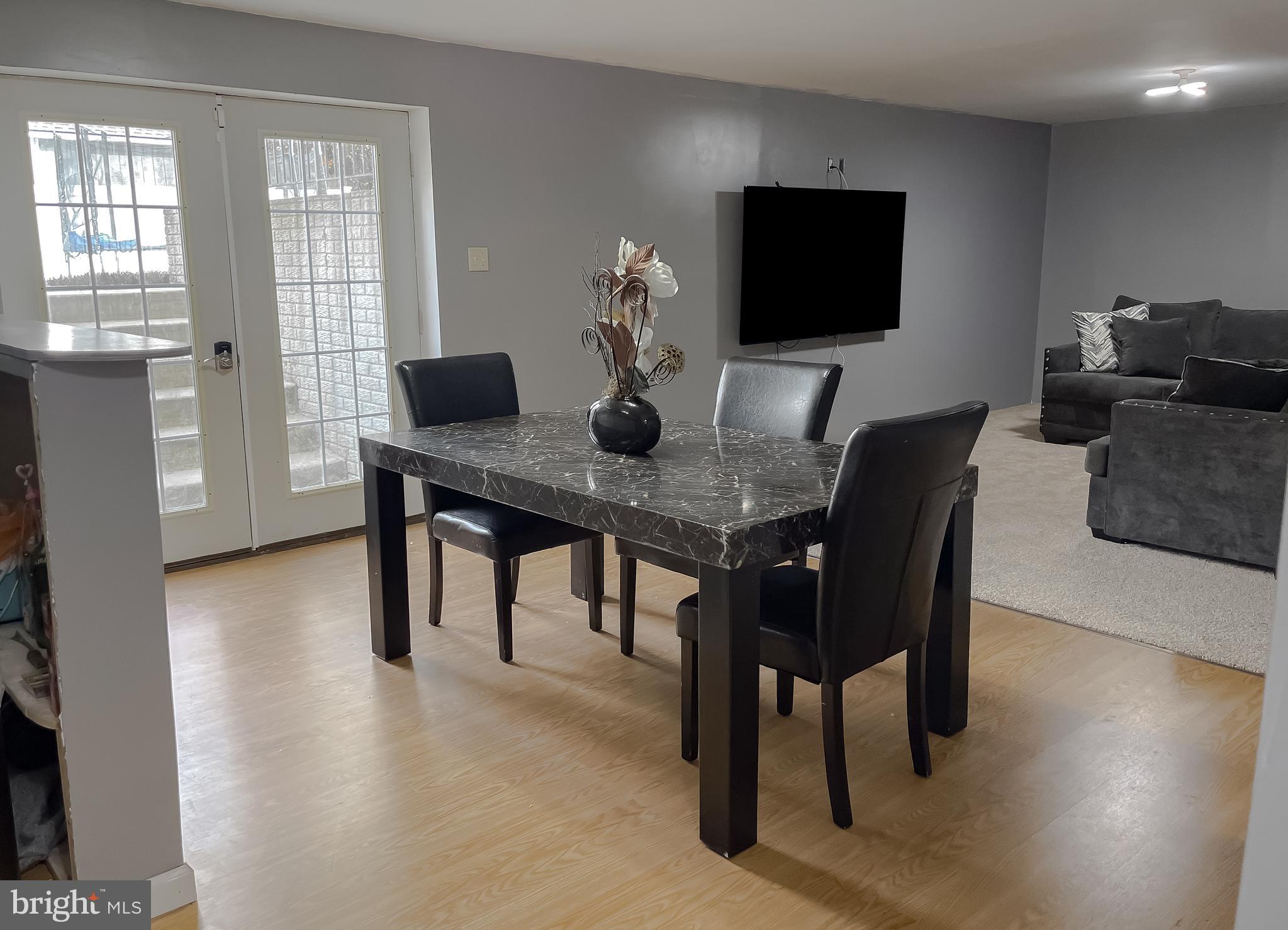 GREENBRIER - Residential