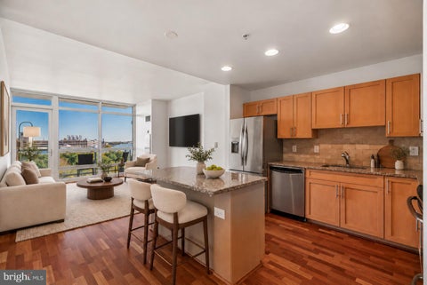 Condo For Sale - 901 N Penn Street #F808<br/> PHILADELPHIA, PA 19123