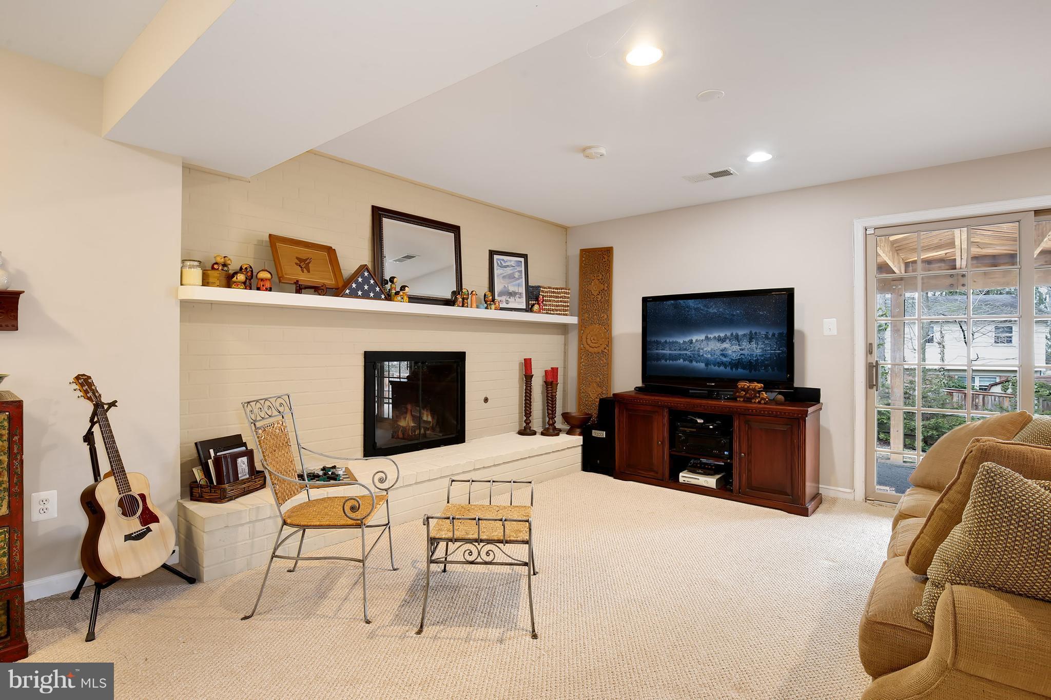 ORANGE HUNT ESTATES - Residential