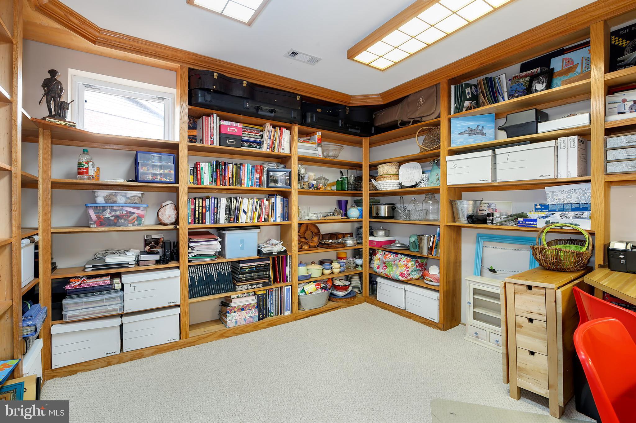 ORANGE HUNT ESTATES - Residential