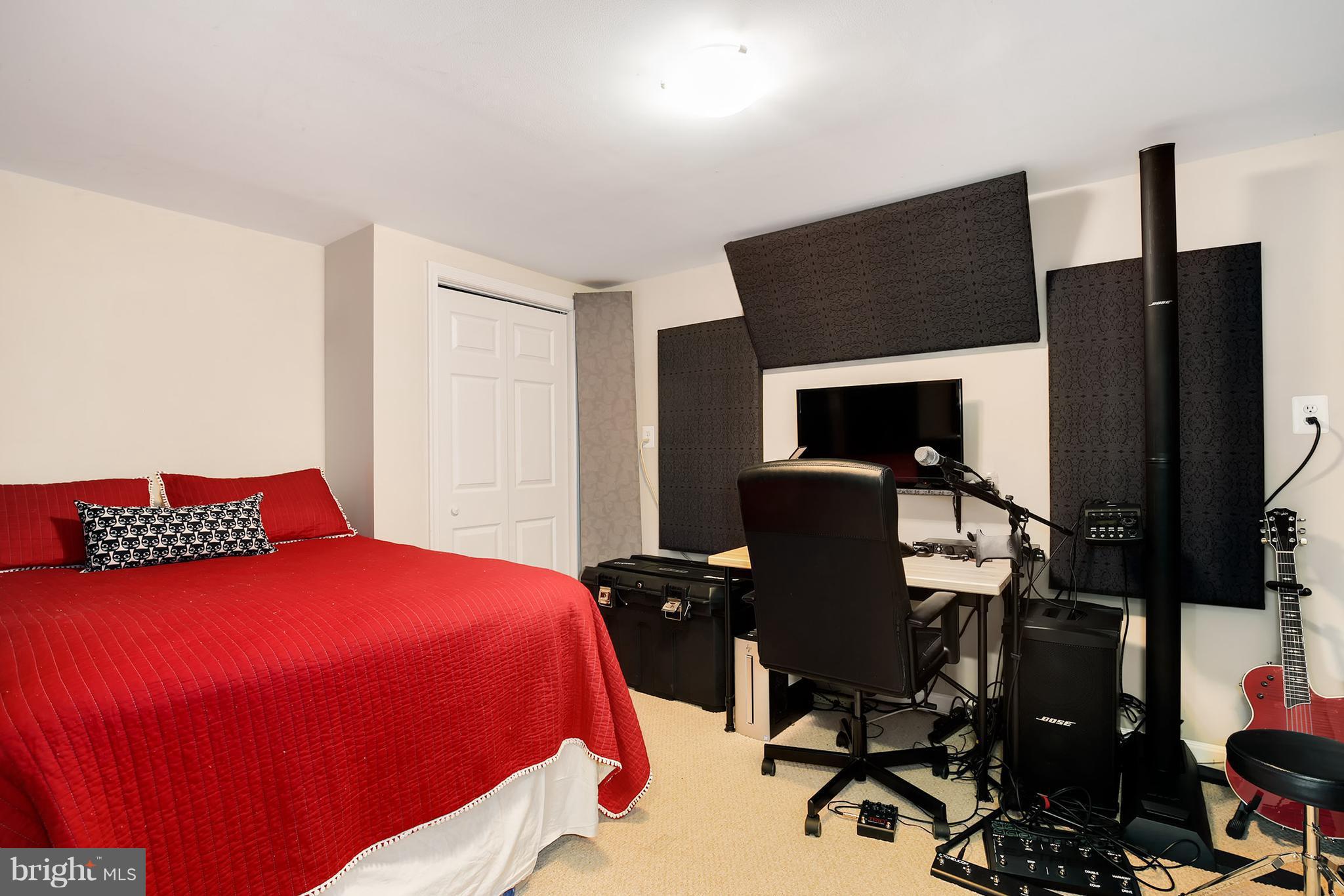 ORANGE HUNT ESTATES - Residential