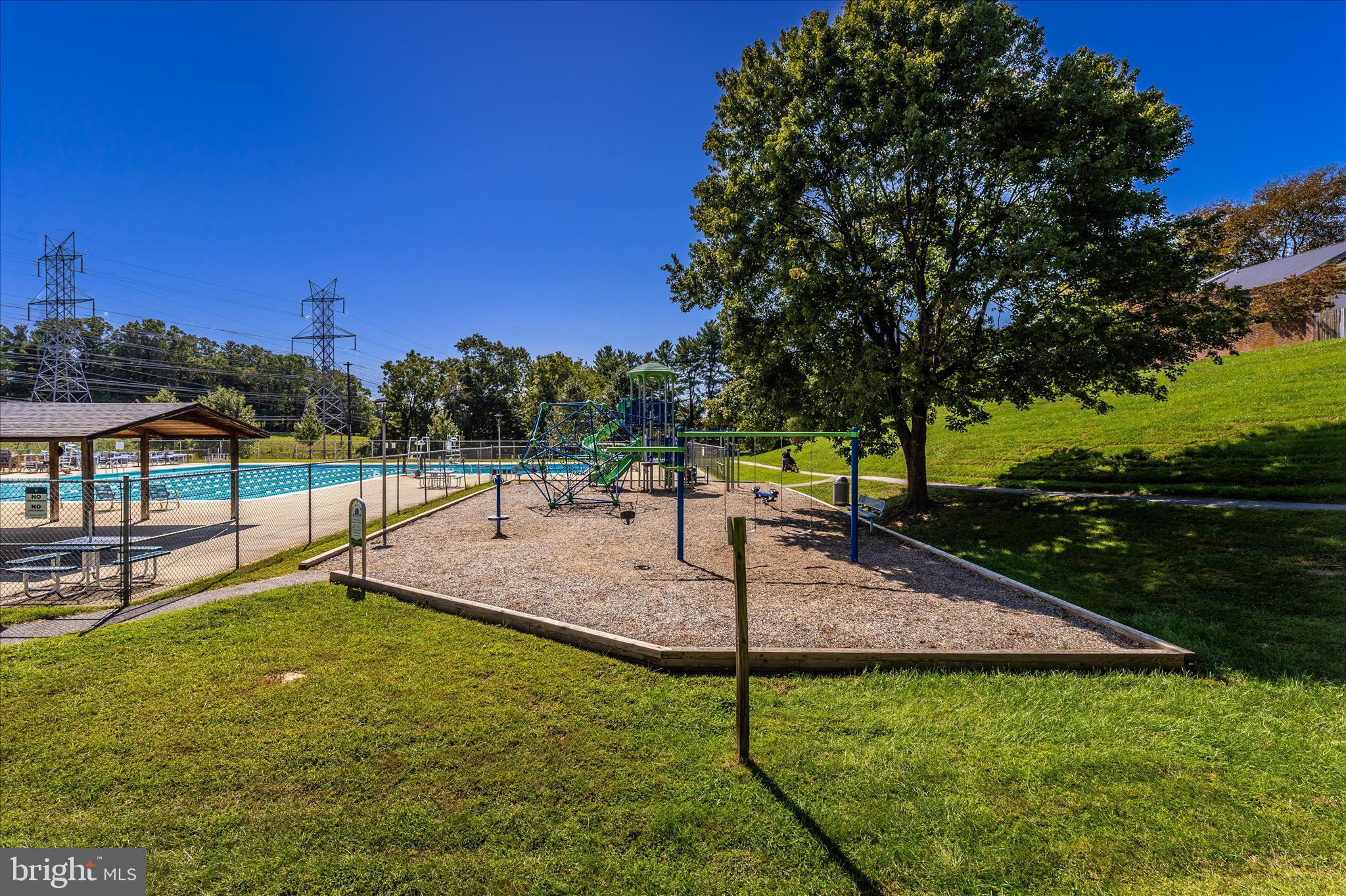 STEDWICK TOWNHOUSES - Residential