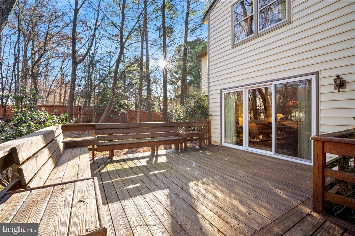 INVERNESS WOODS - Residential