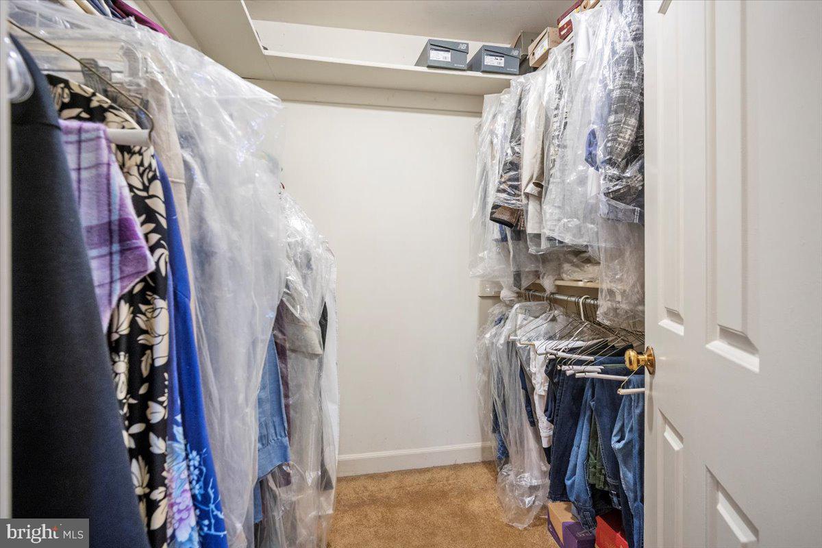 INVERNESS WOODS - Residential