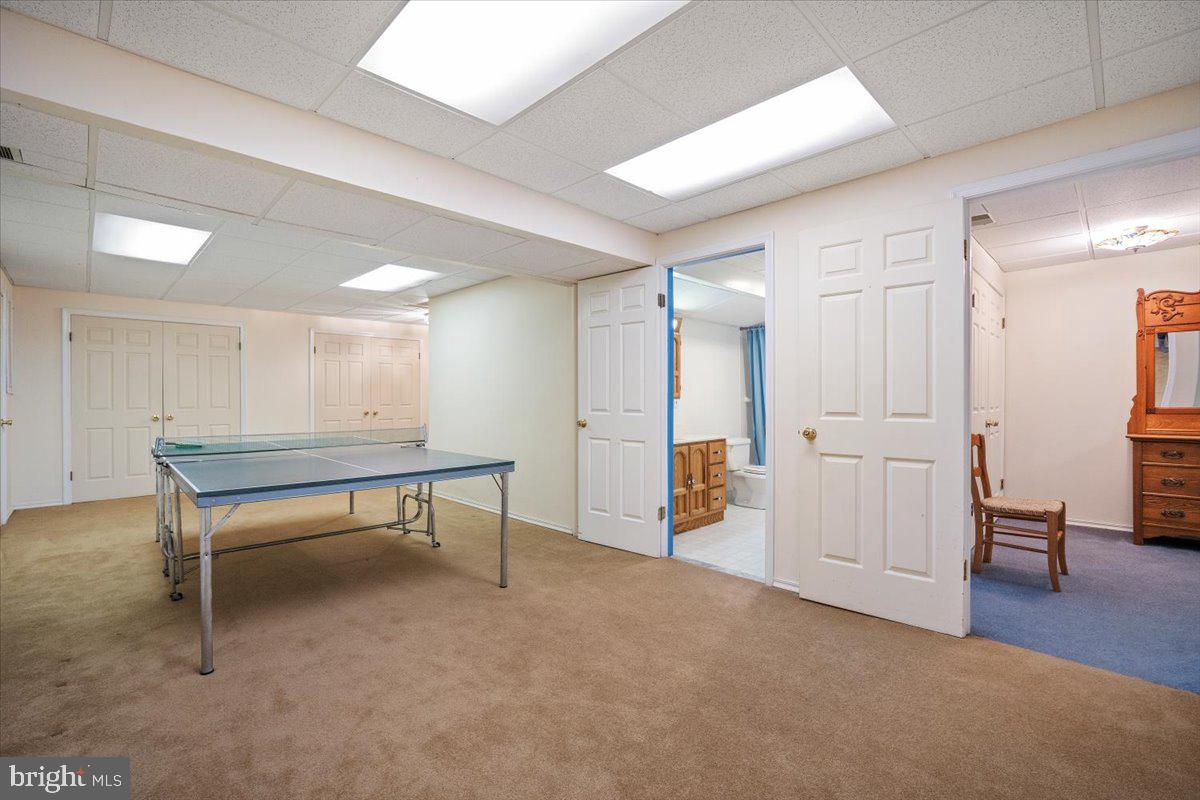 INVERNESS WOODS - Residential