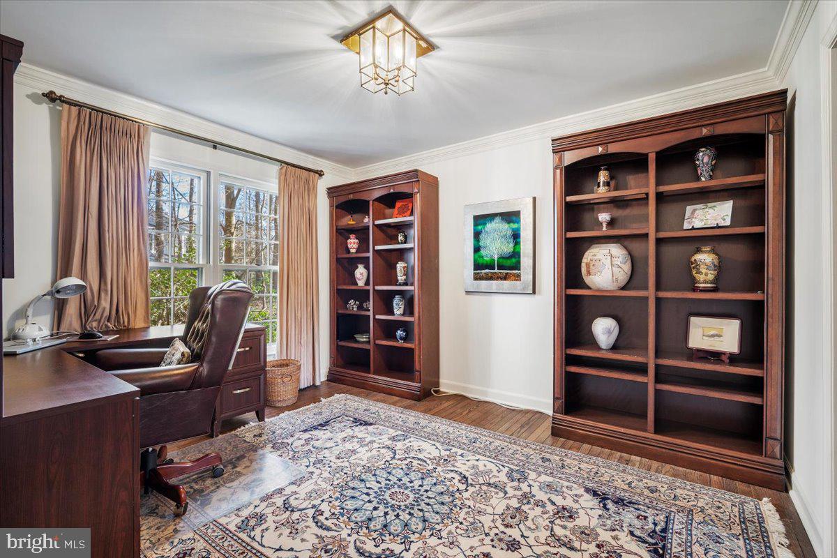 INVERNESS WOODS - Residential