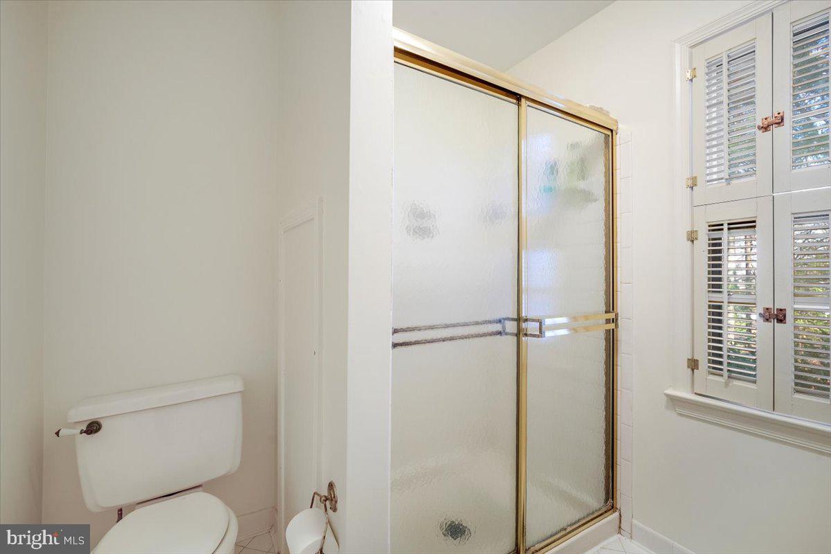 INVERNESS WOODS - Residential