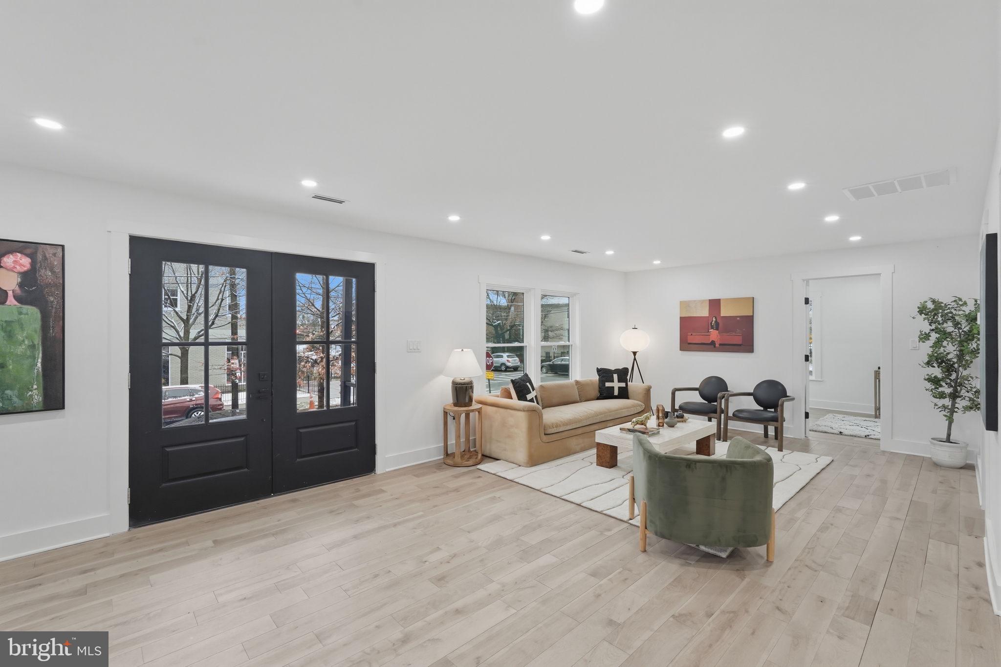 1355 LONGFELLOW STREET NW