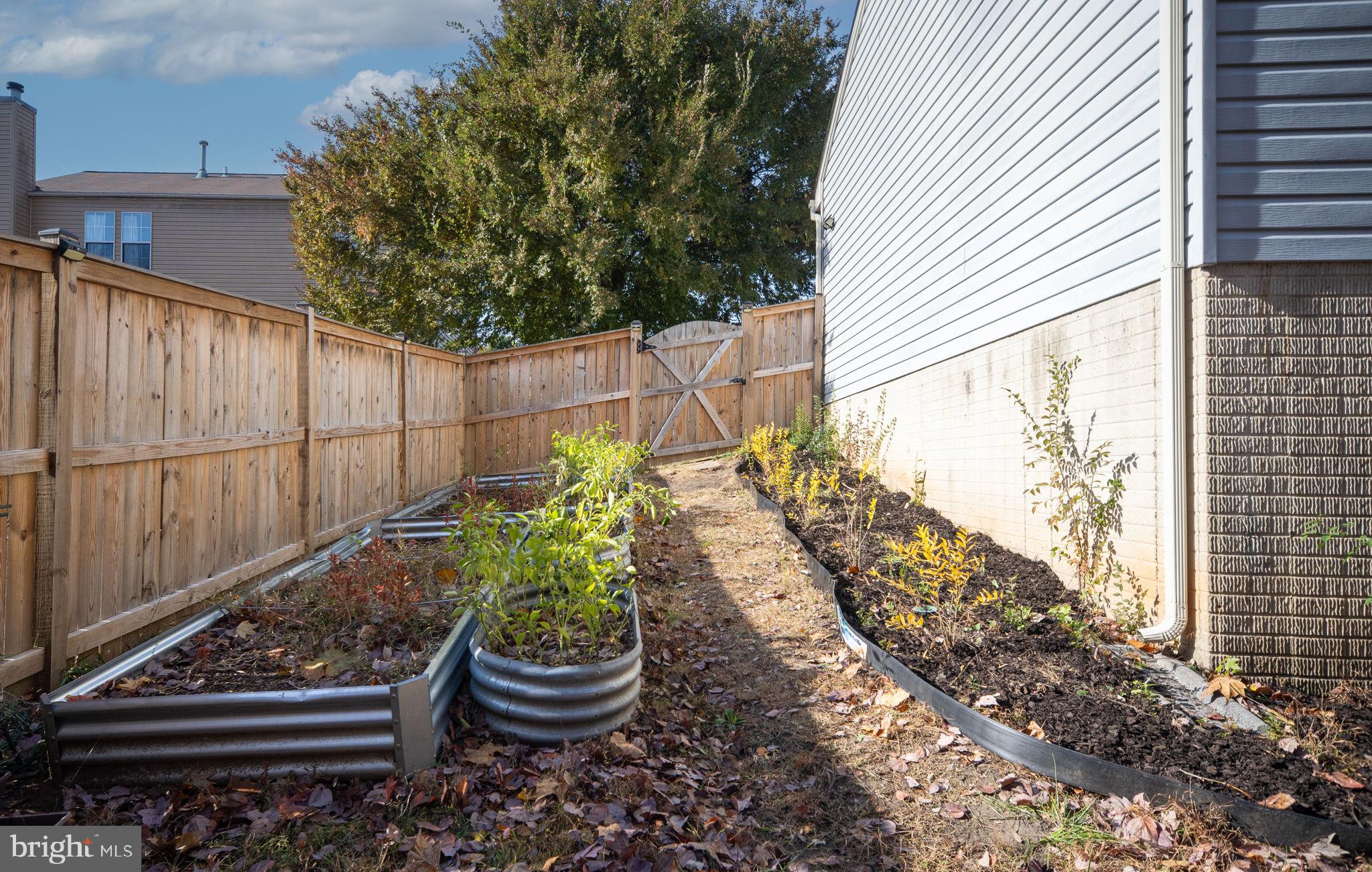 WHITSON RIDGE - Residential