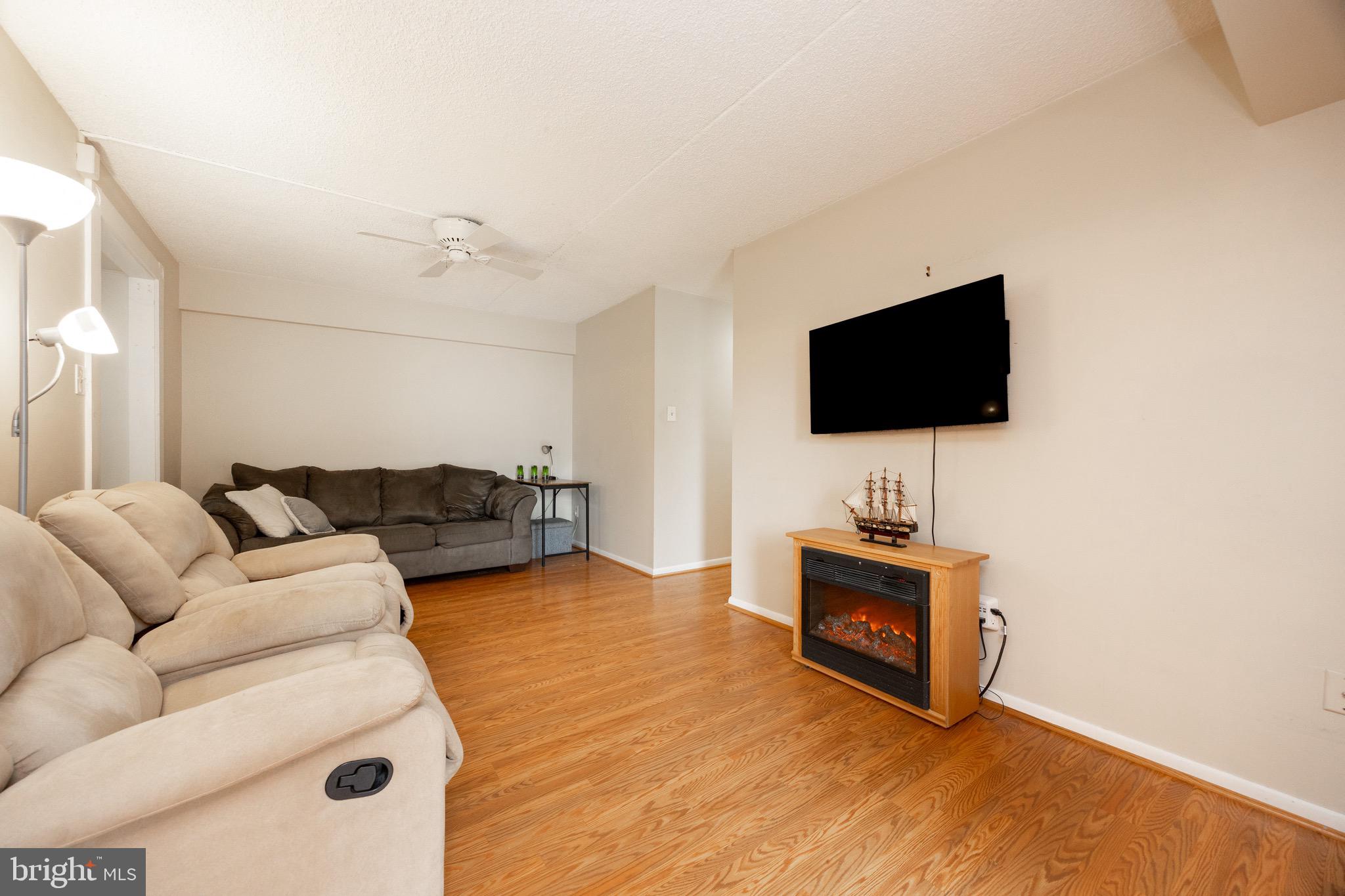 3015 VALLEY DRIVE 3015