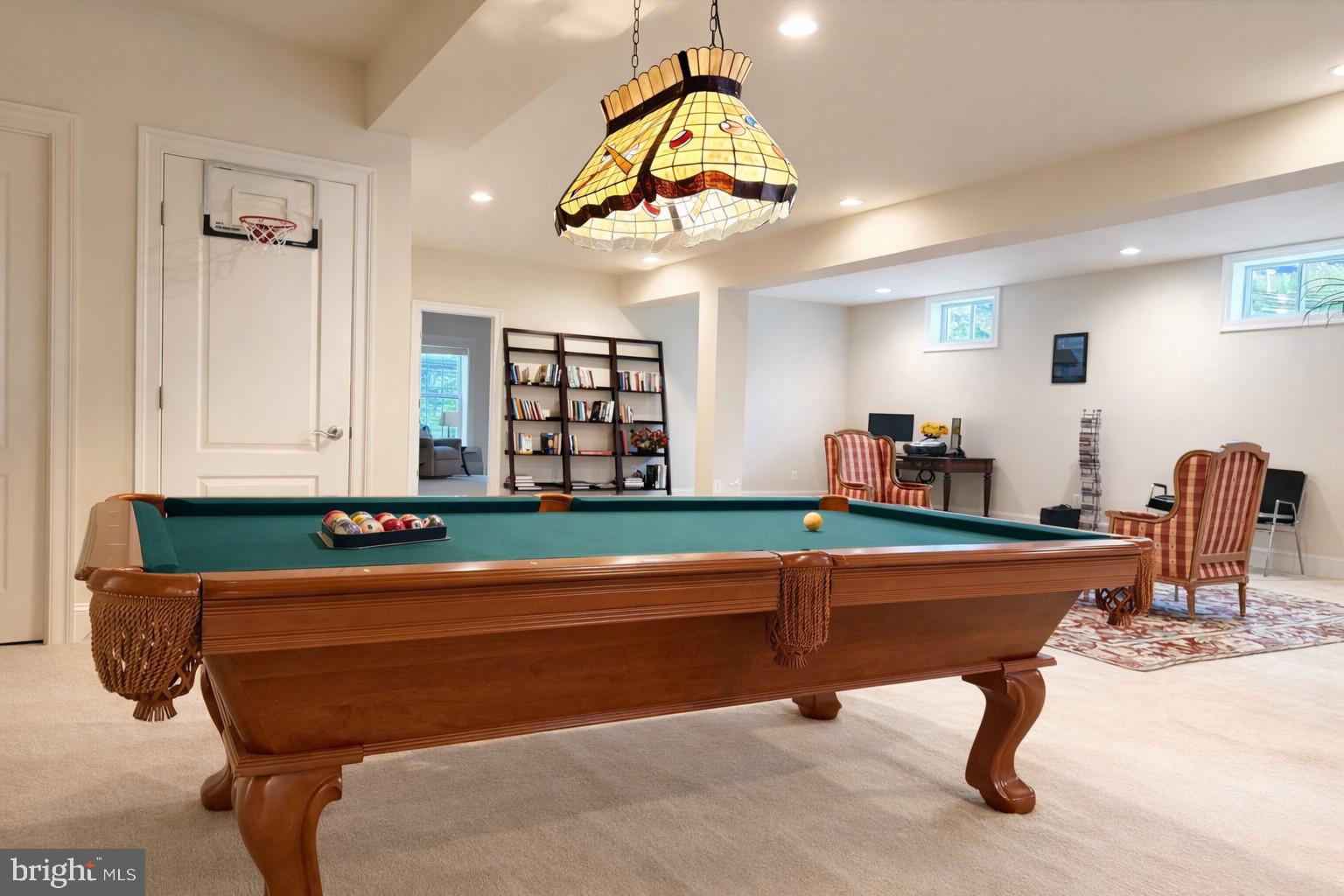 BROYHILLS MCLEAN ESTATES - Residential