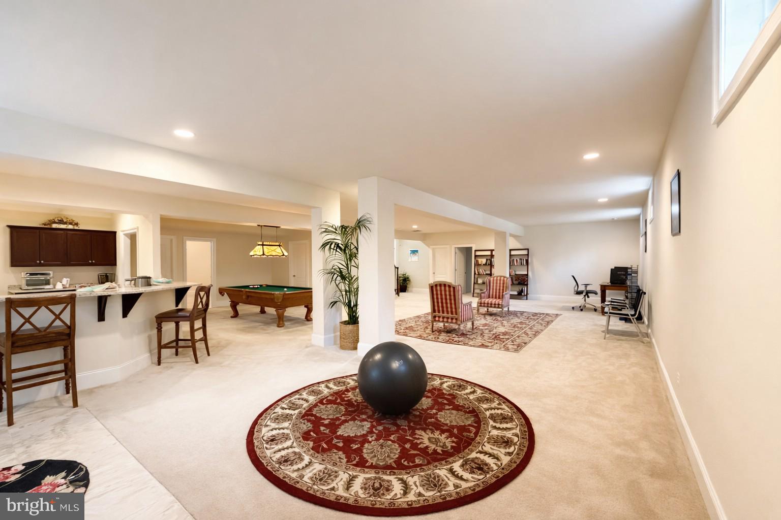 BROYHILLS MCLEAN ESTATES - Residential