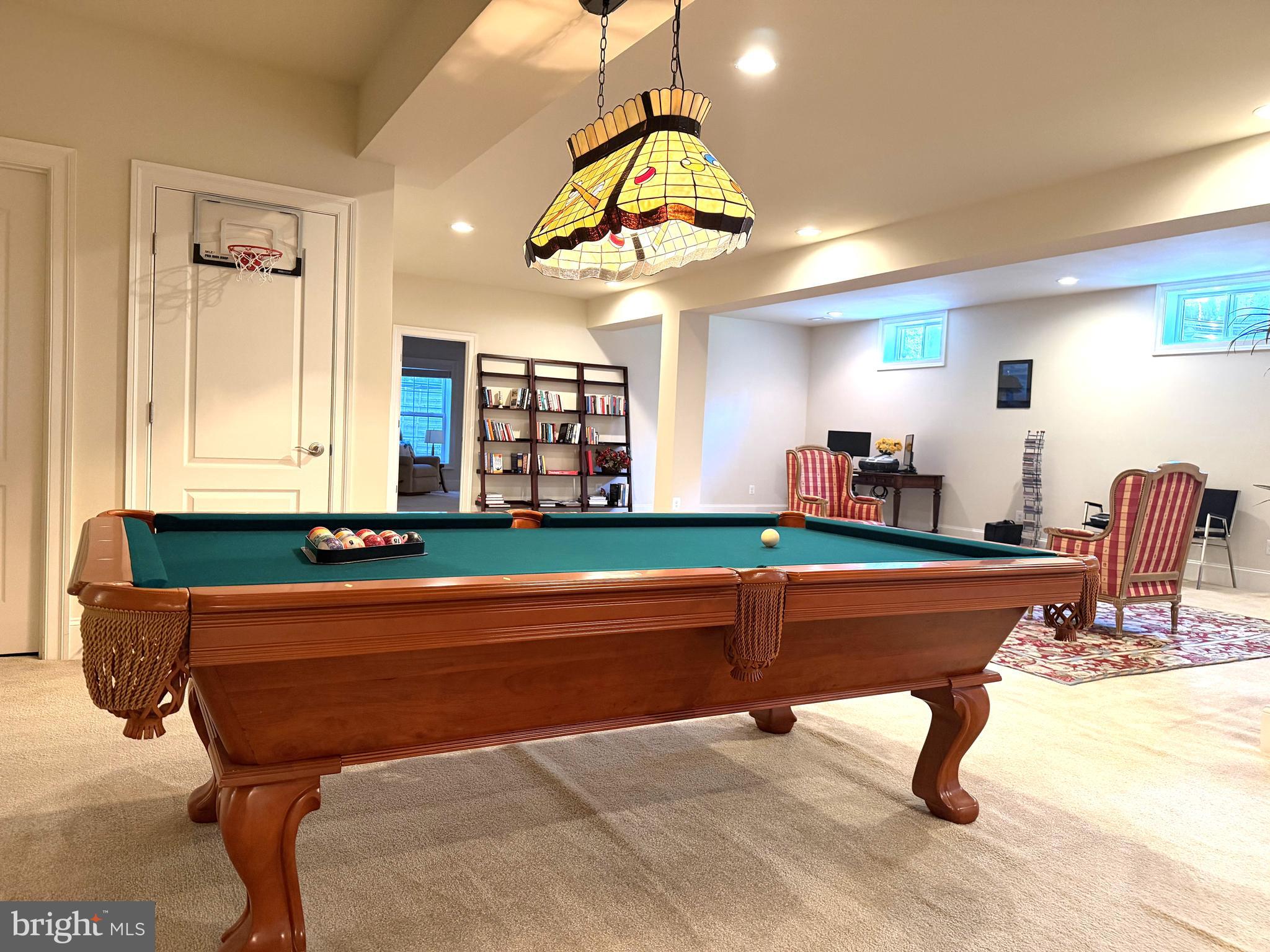 BROYHILLS MCLEAN ESTATES - Residential