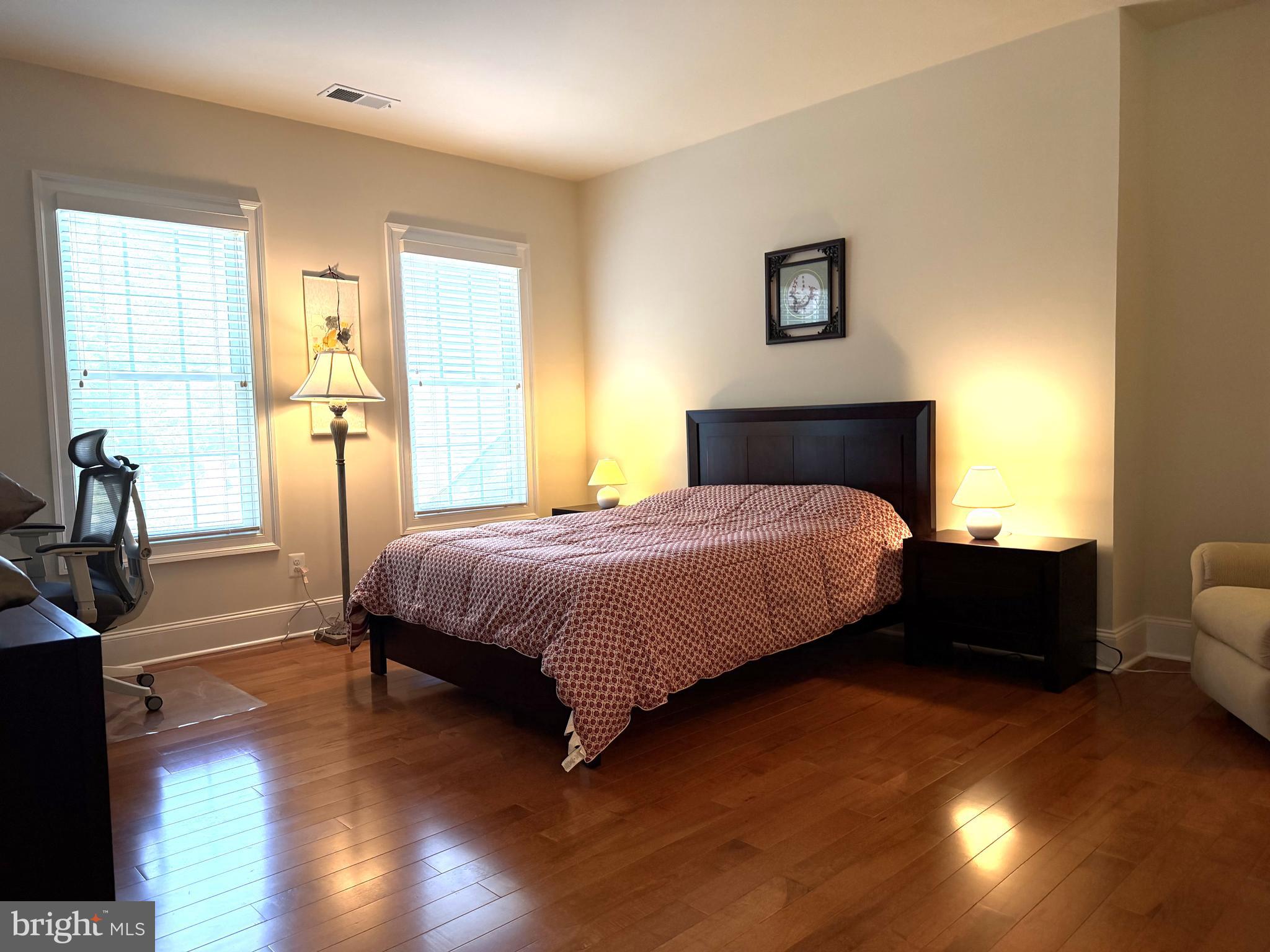 BROYHILLS MCLEAN ESTATES - Residential