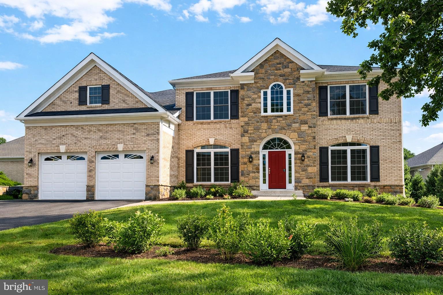 BROYHILLS MCLEAN ESTATES - Residential