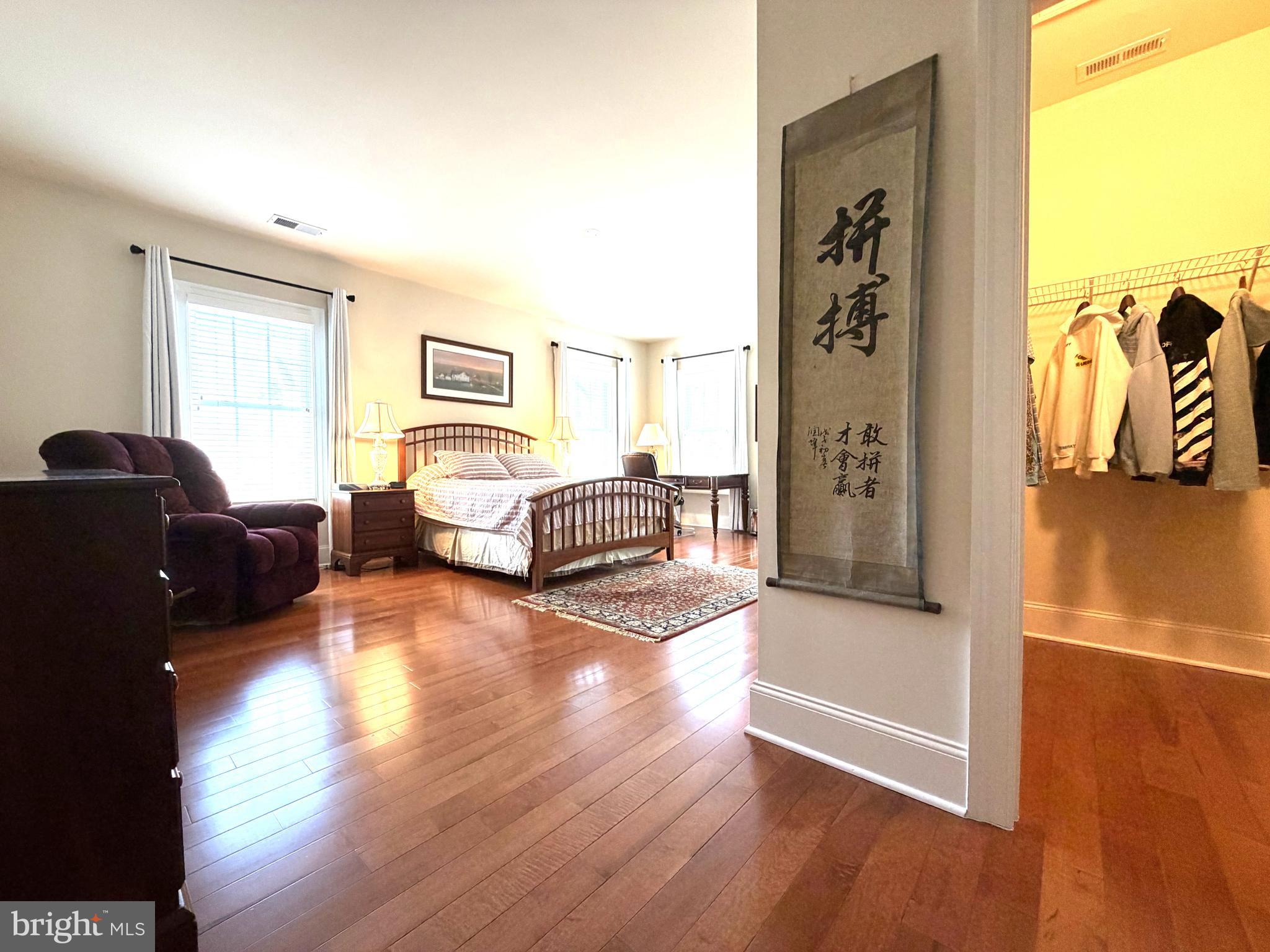 BROYHILLS MCLEAN ESTATES - Residential