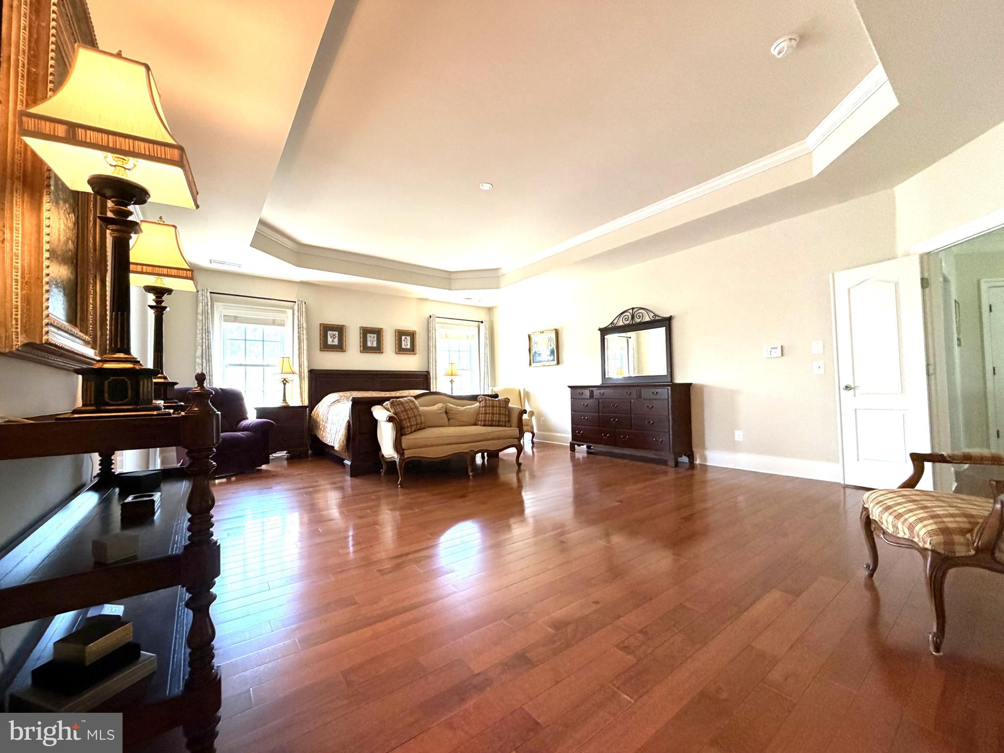 BROYHILLS MCLEAN ESTATES - Residential