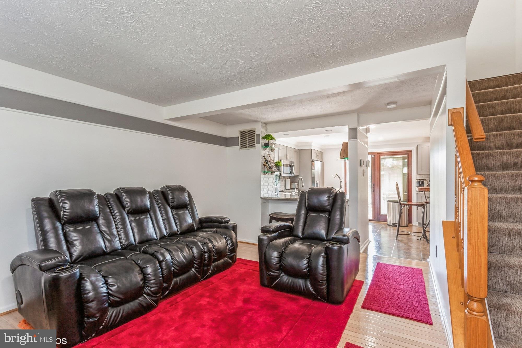 PARKVIEW TRAIL - Residential