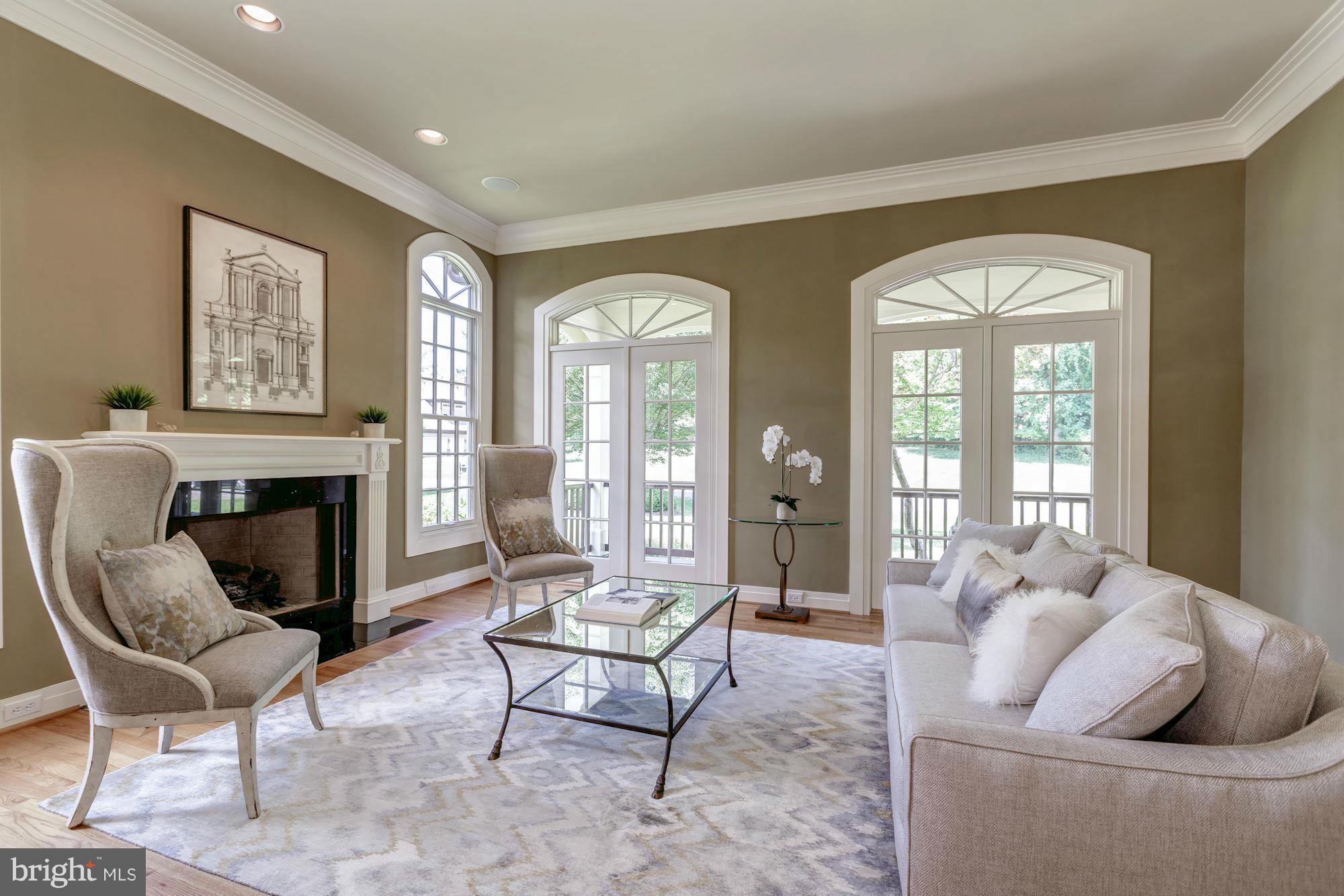 BRYAN POND - Residential