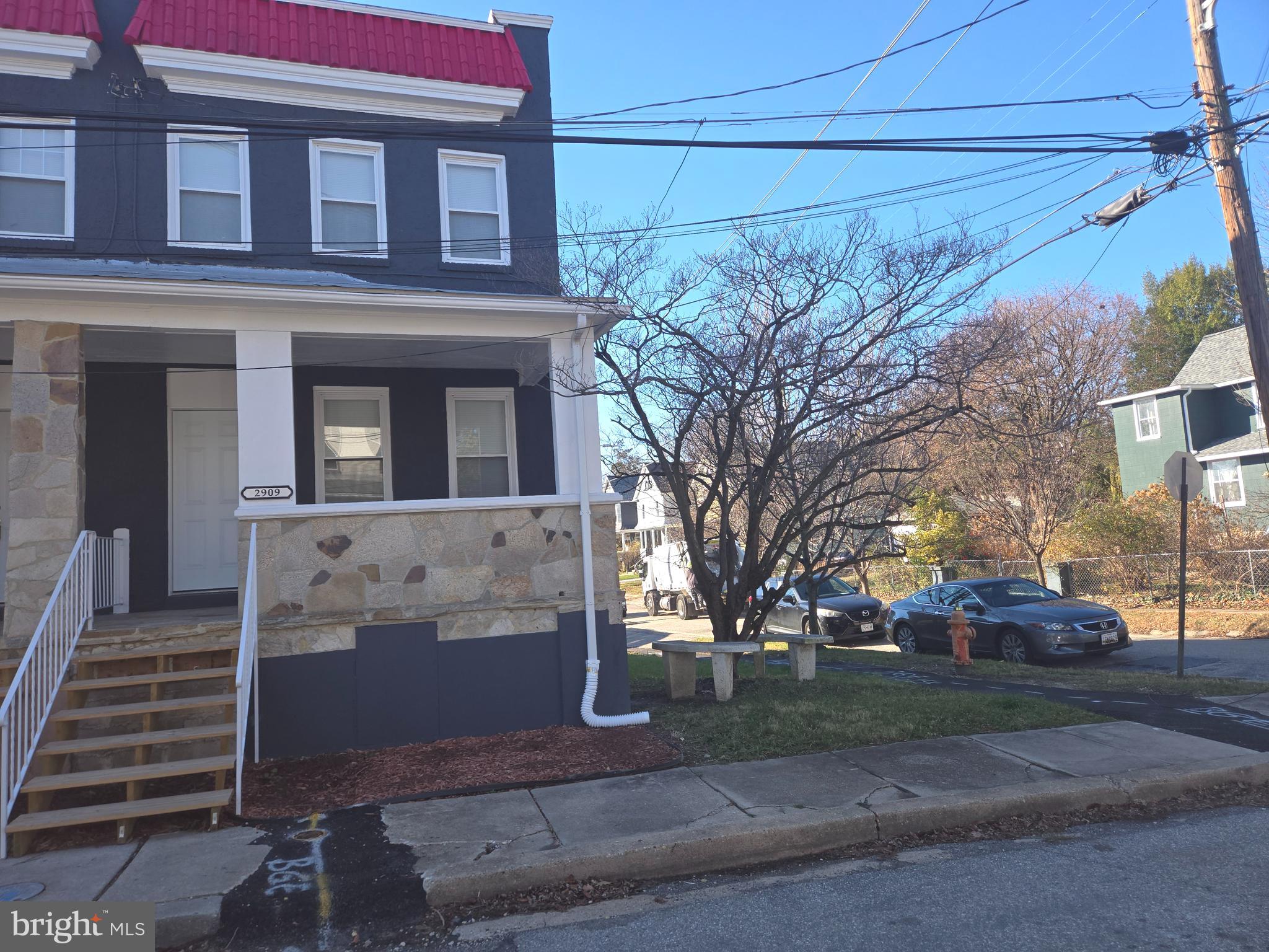 LAURAVILLE HISTORIC DISTRICT - Residential Lease