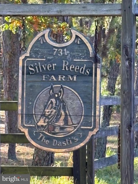 154 N MAPLE AVENUE TUCKERTON NJ 08087