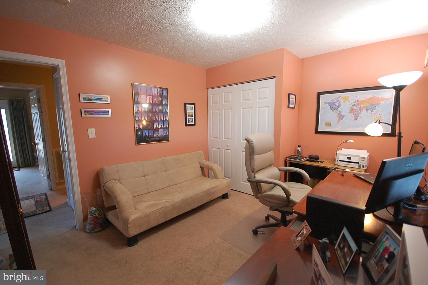 WHISPERING FALLS - Residential