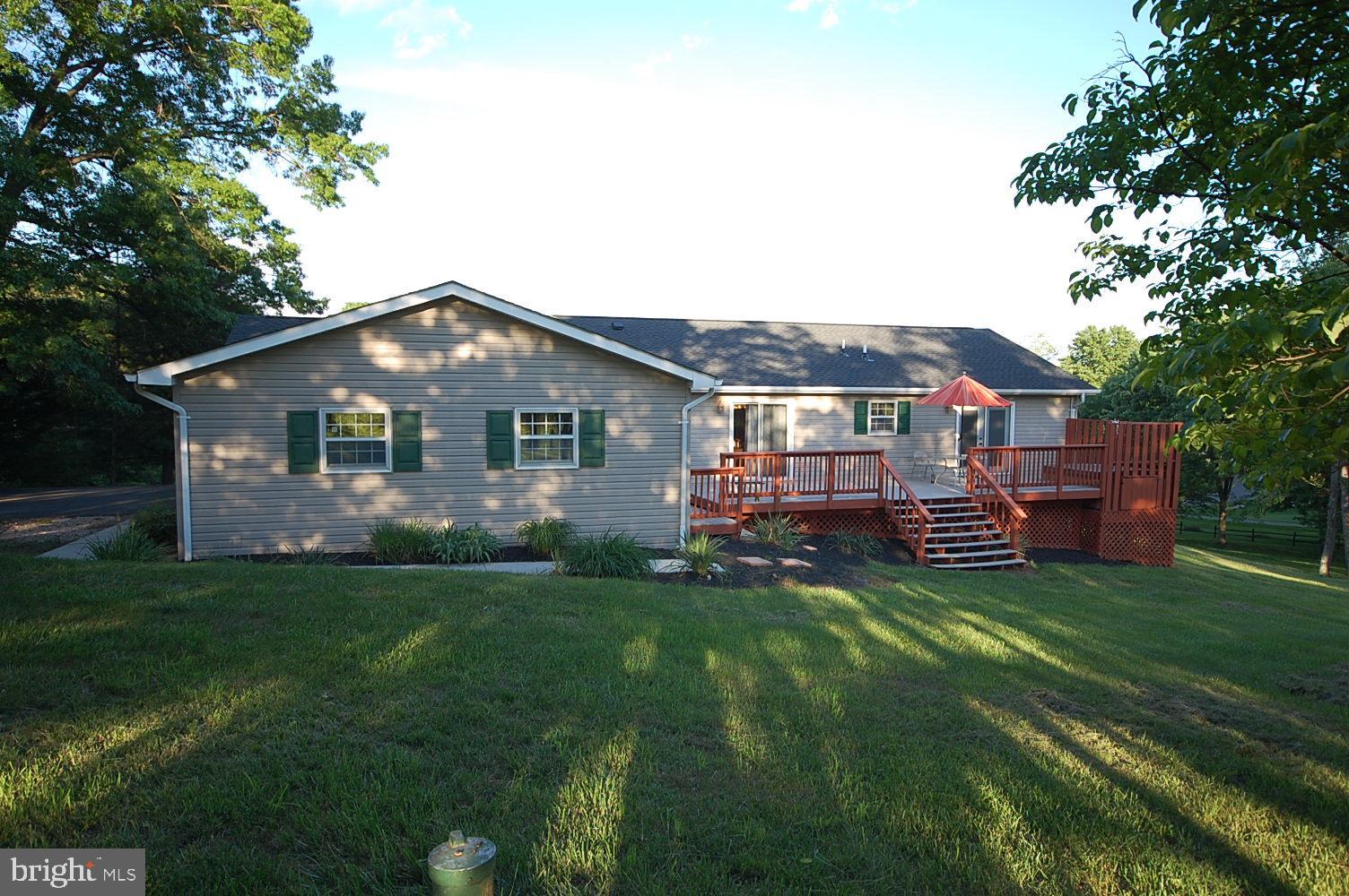 WHISPERING FALLS - Residential