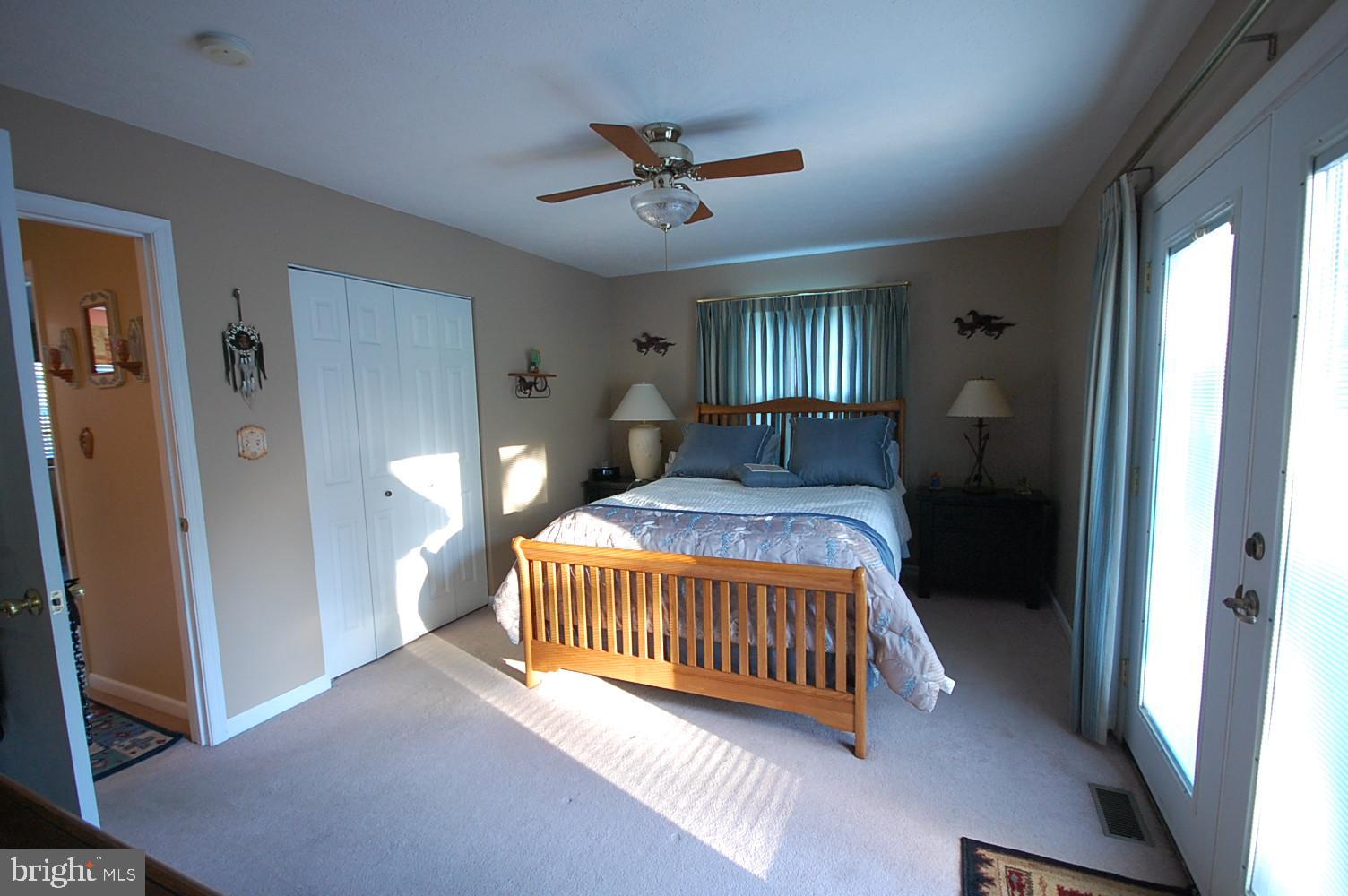 WHISPERING FALLS - Residential