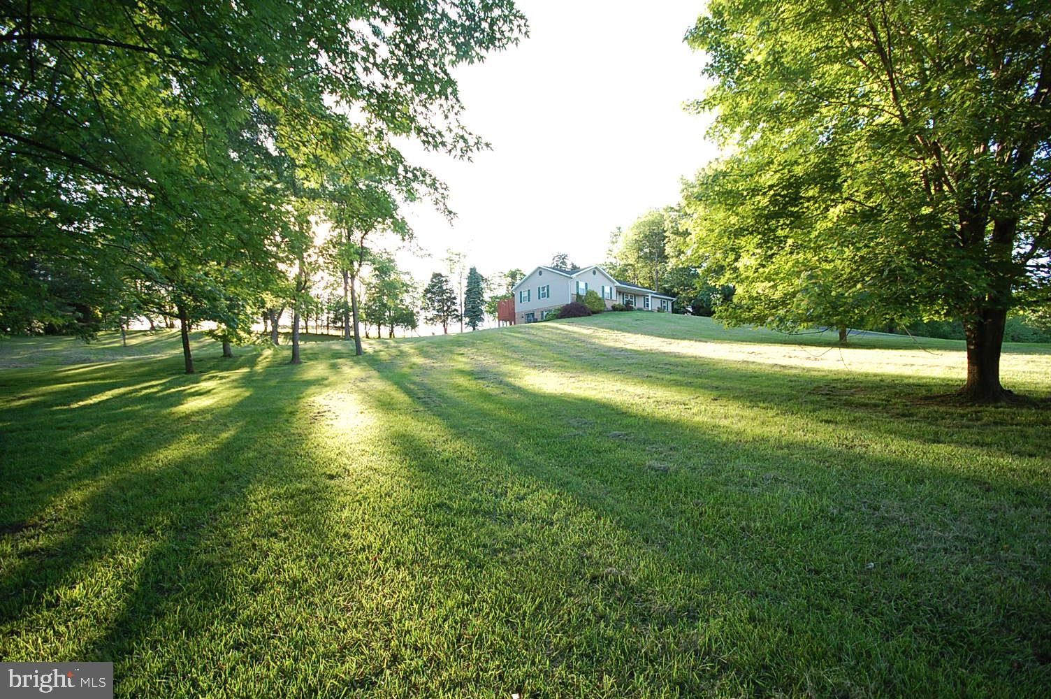 WHISPERING FALLS - Residential